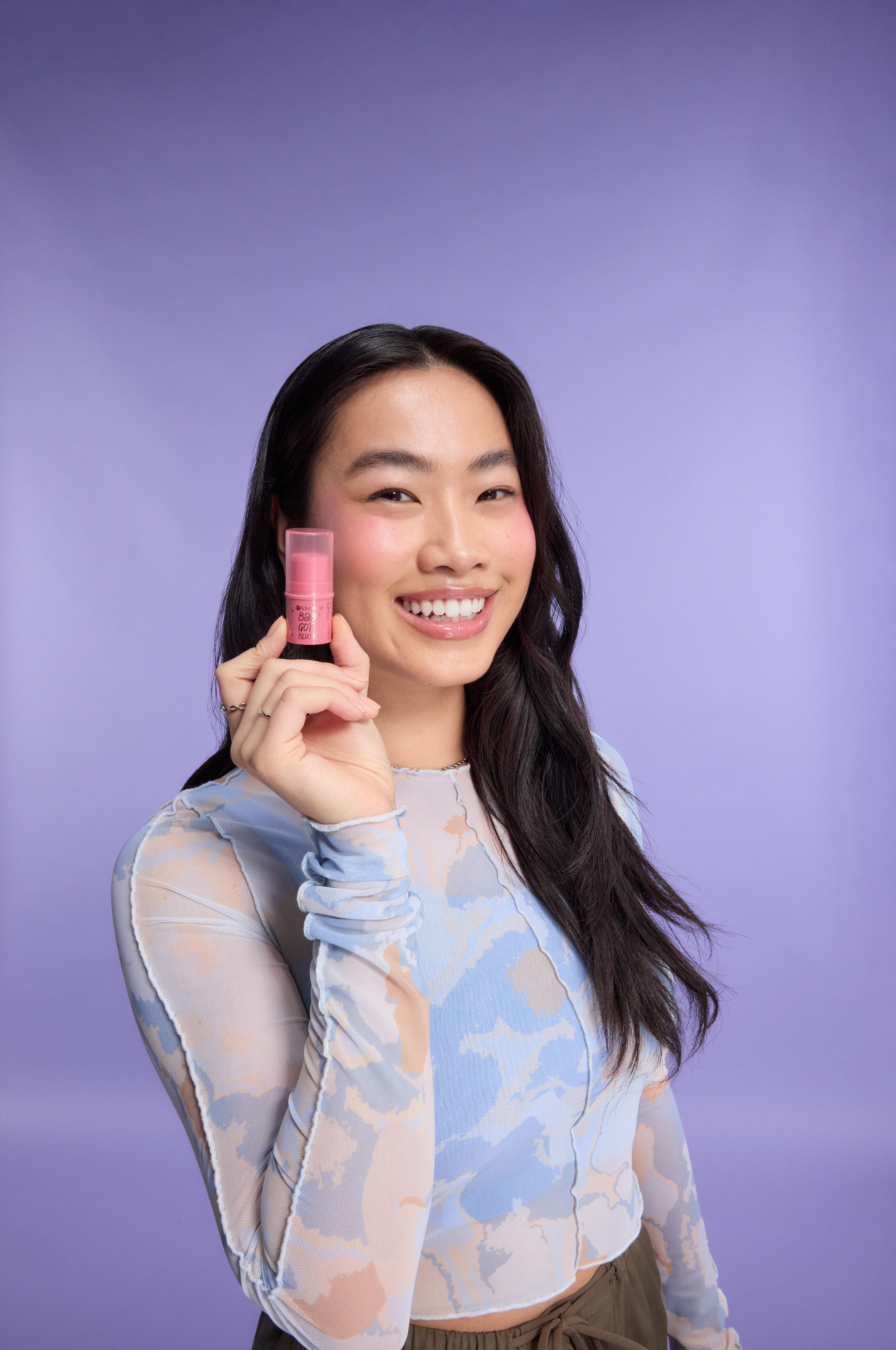 essence summer make up look portrait