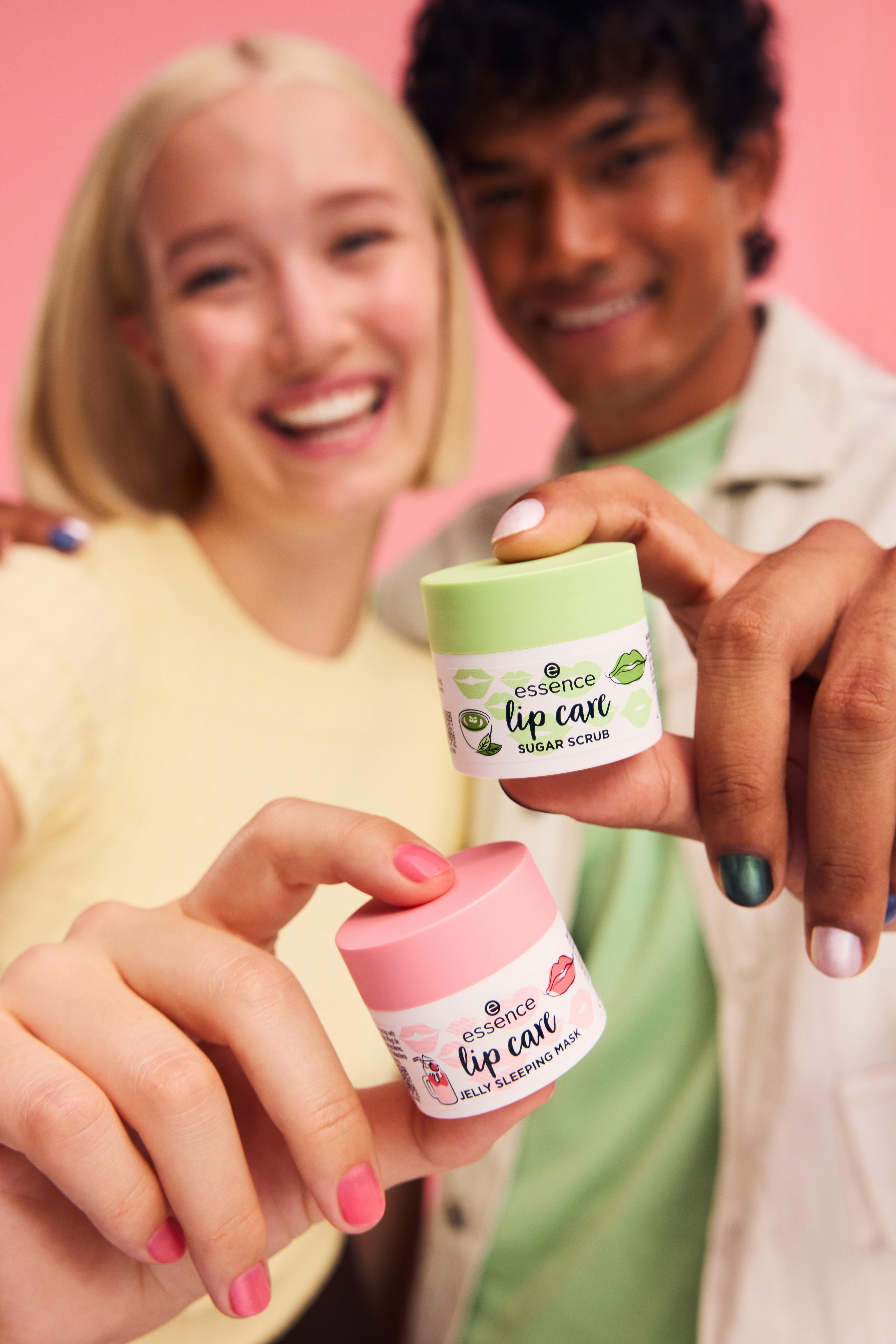 essence winter make up portrait