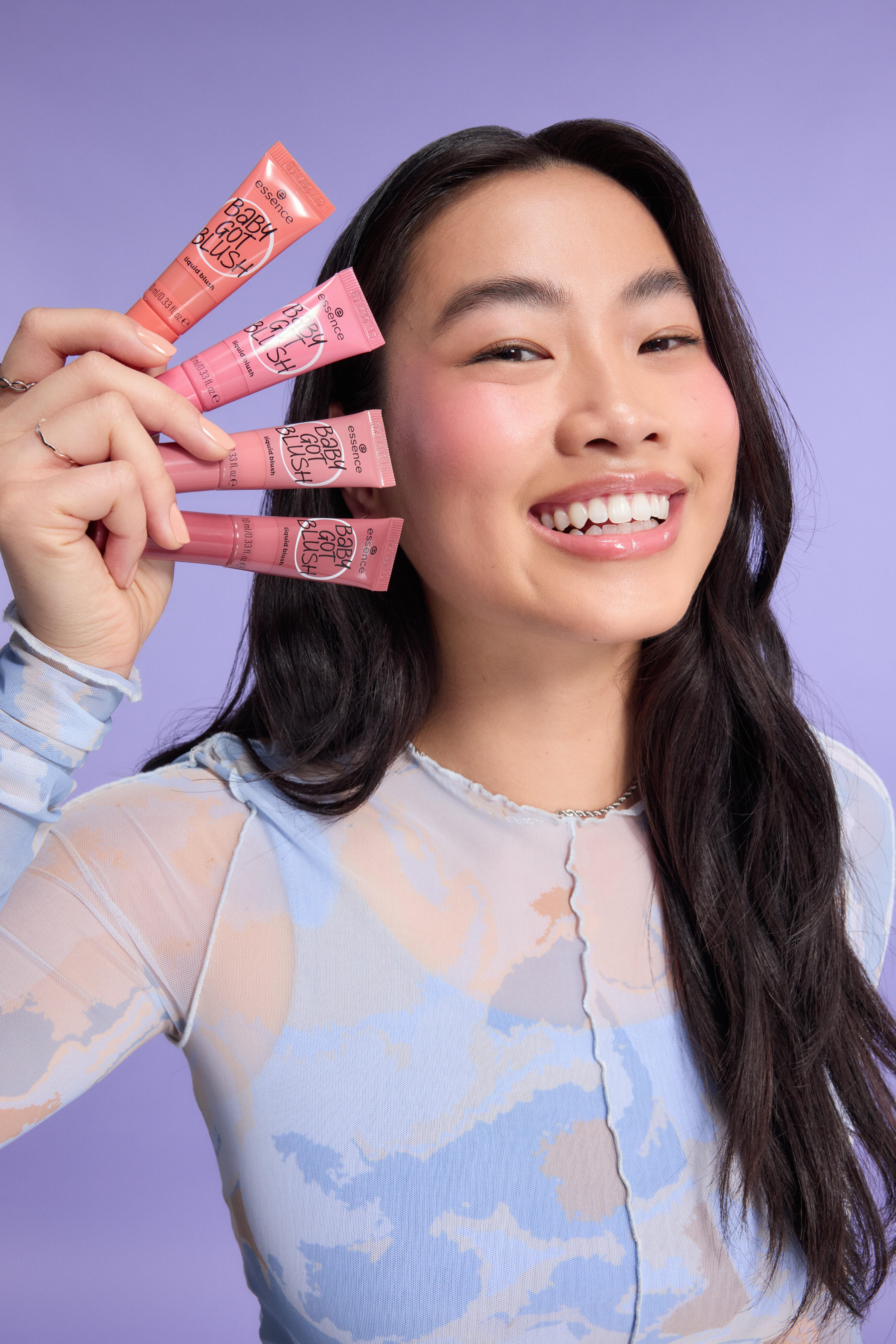 essence winter make up portrait