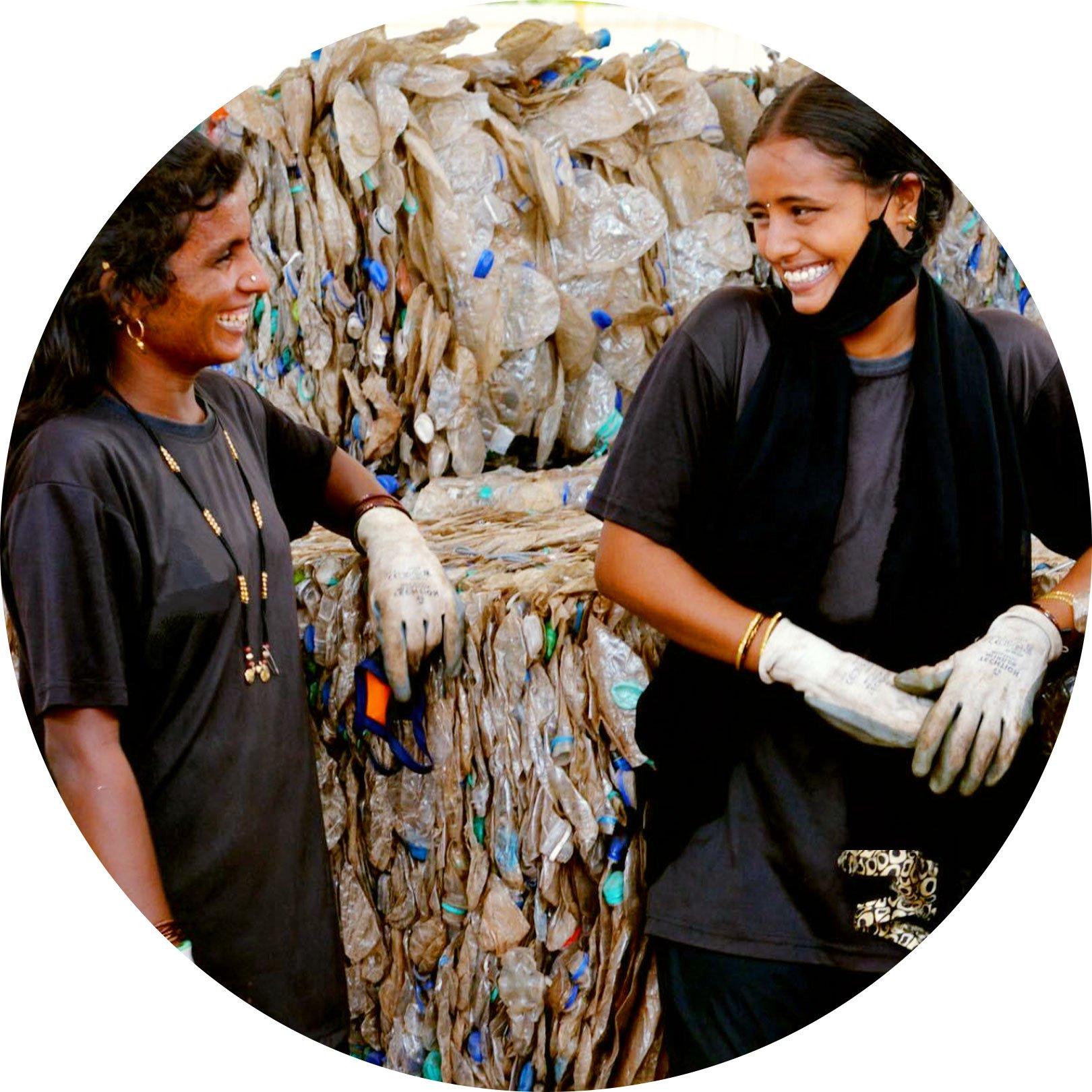 essence a Plastics For Change spolupracují na větší recyklaci