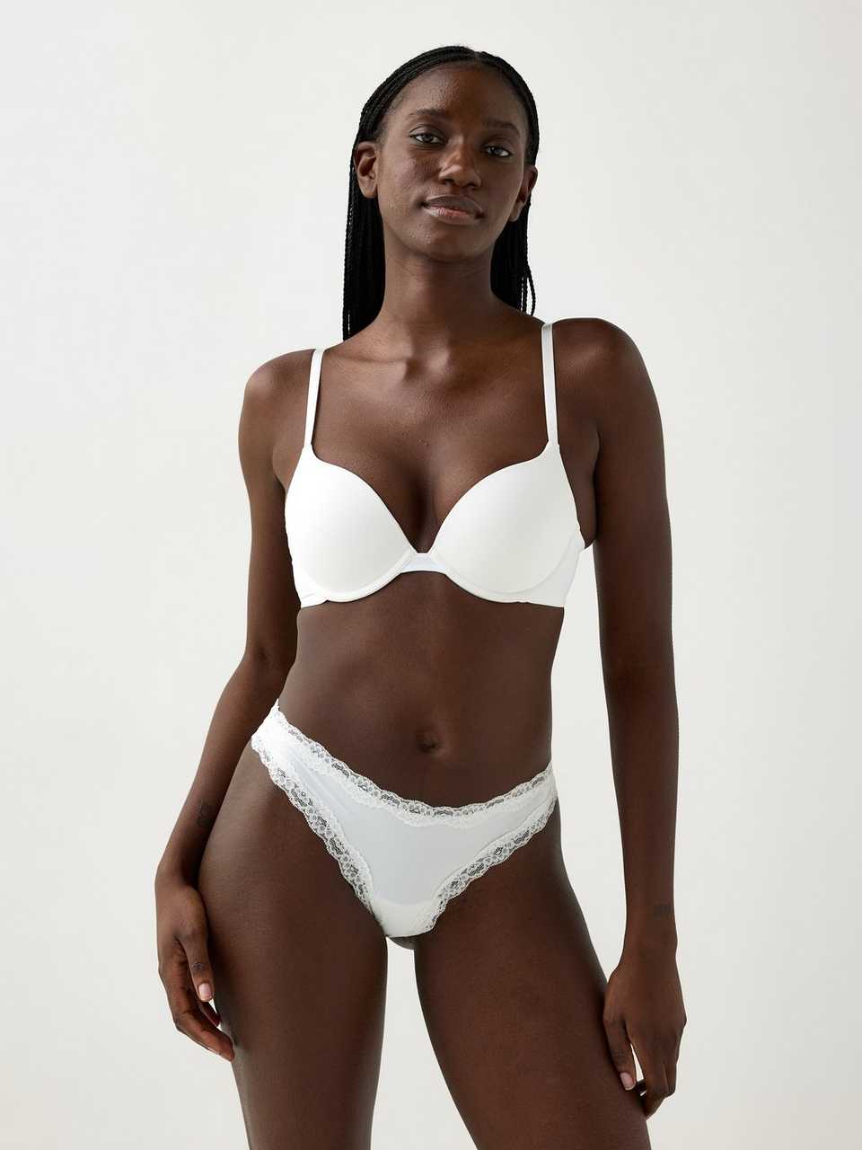 Stringtrosa low waist
