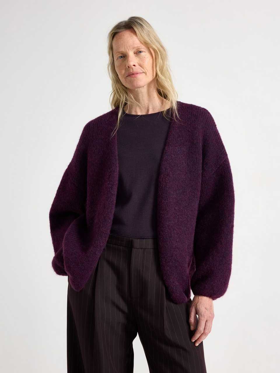 Stickad cardigan
