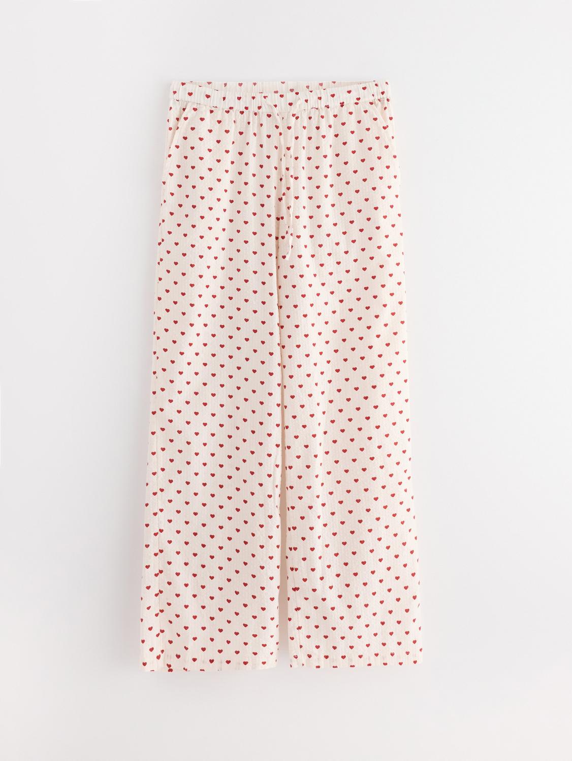 Pyjamasbyxor i bäckebölja med längre ben