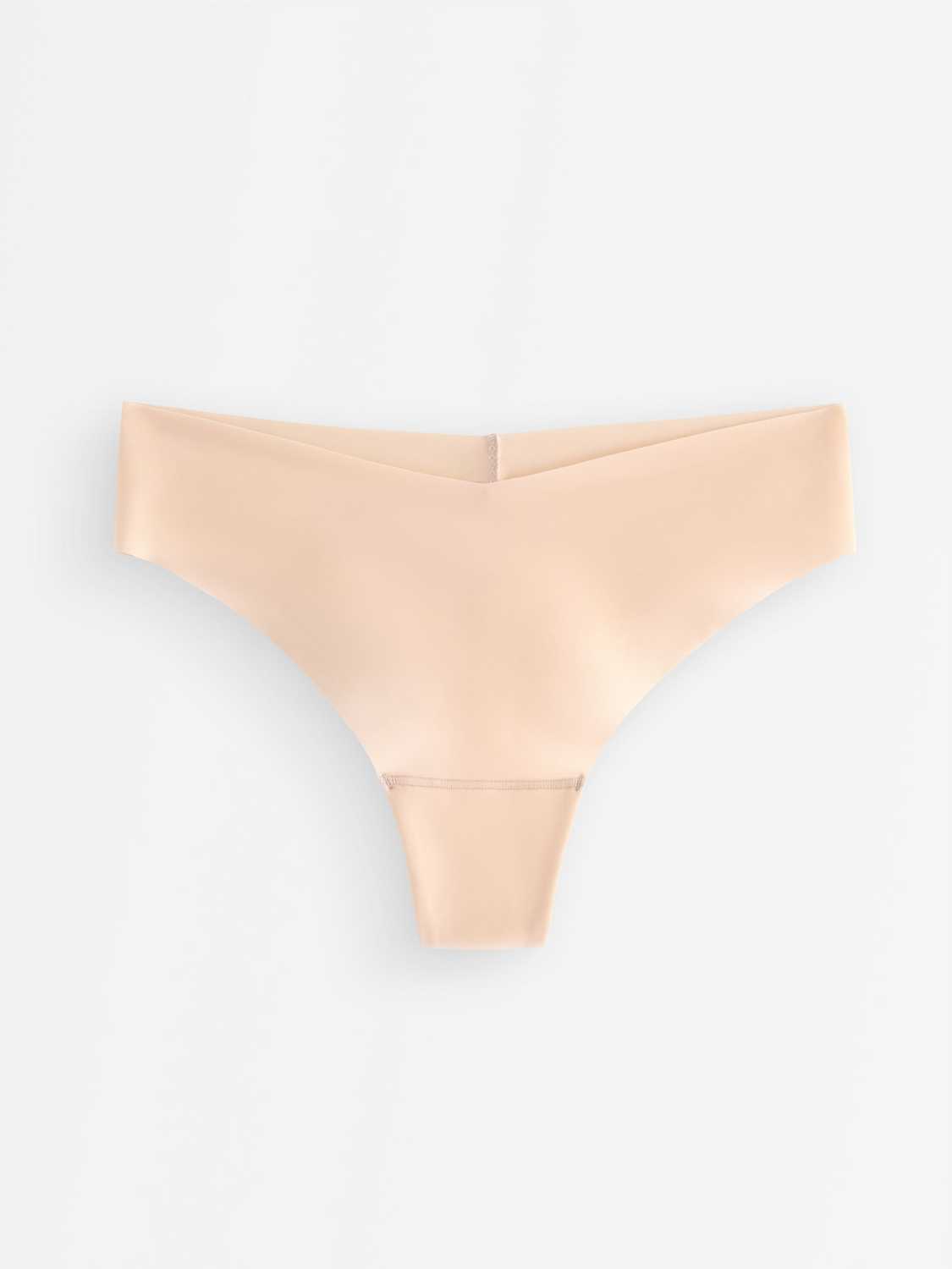 Invisible stringtrosor med normalhög midja