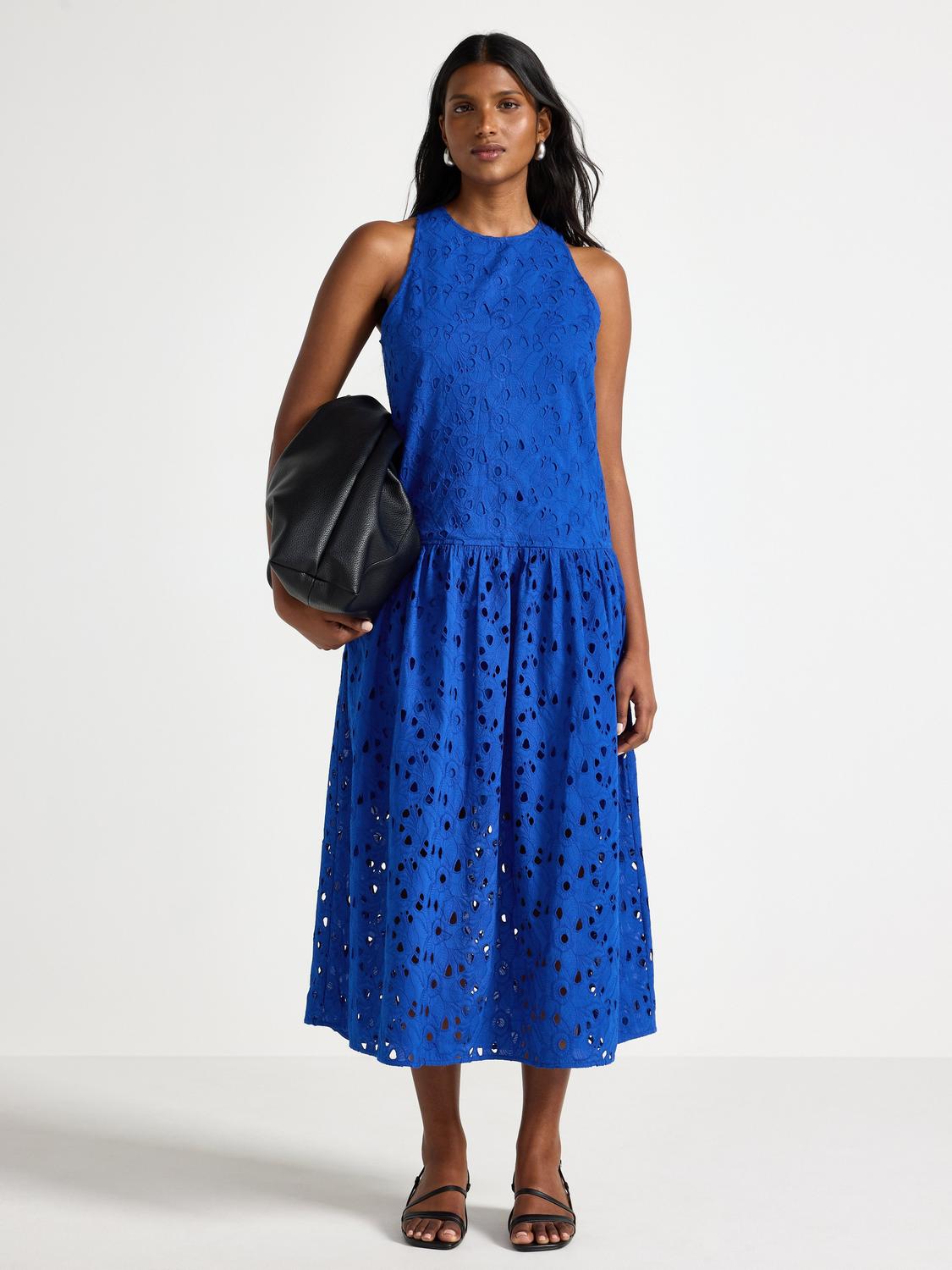 Midi klänning med broderie anglaise