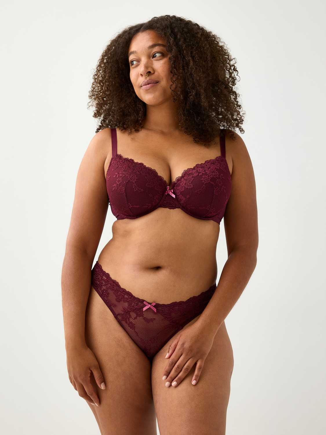 Lilja t-shirt bra with lace