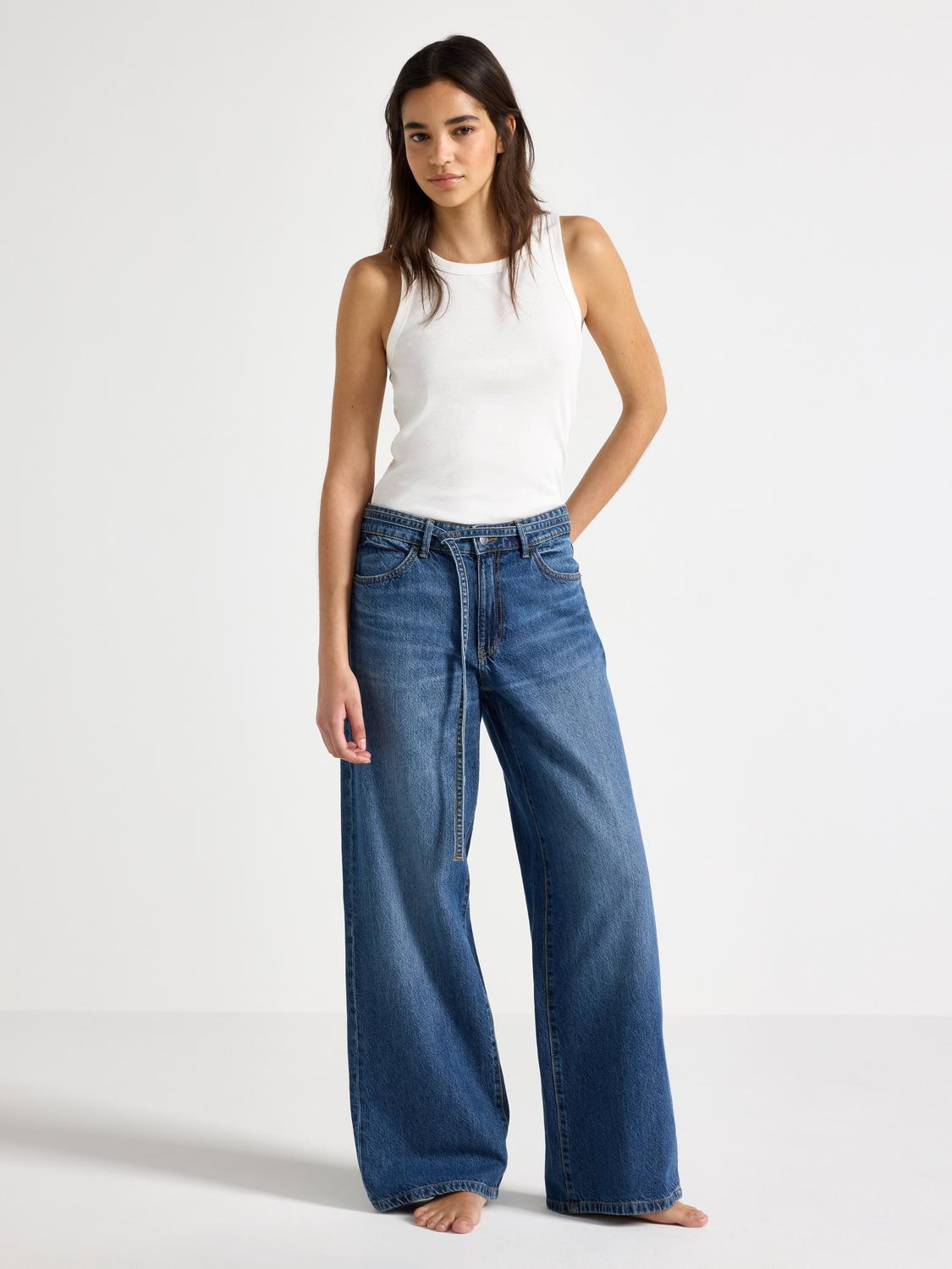 WIDE Peggy jeans med medelhög midja