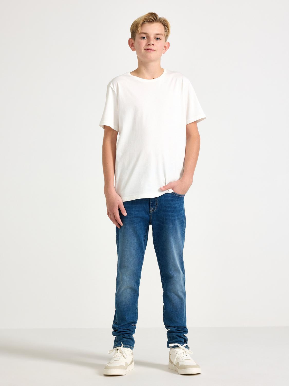 STAFFAN Narrow regular jeans