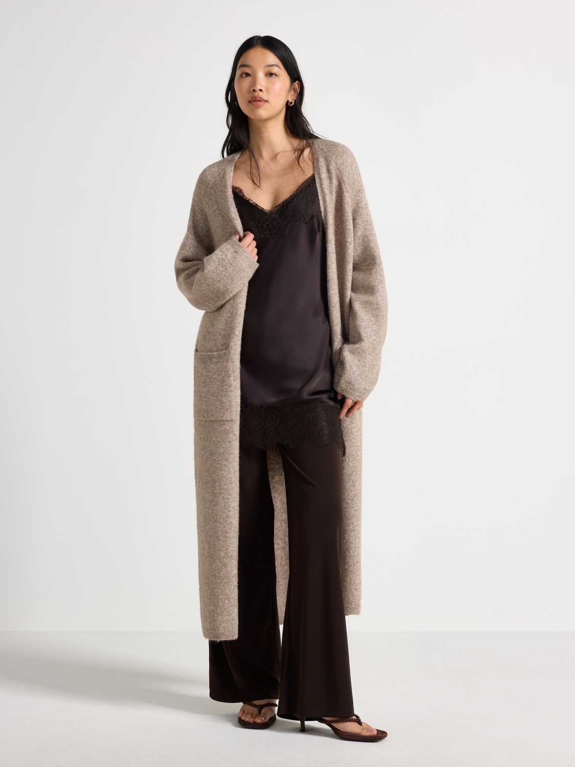 Stickad lång cardigan
