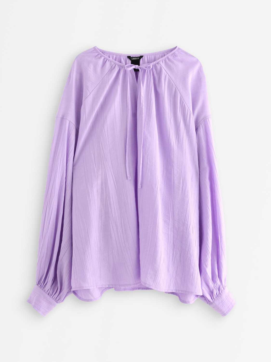 Blus i viskosblandning