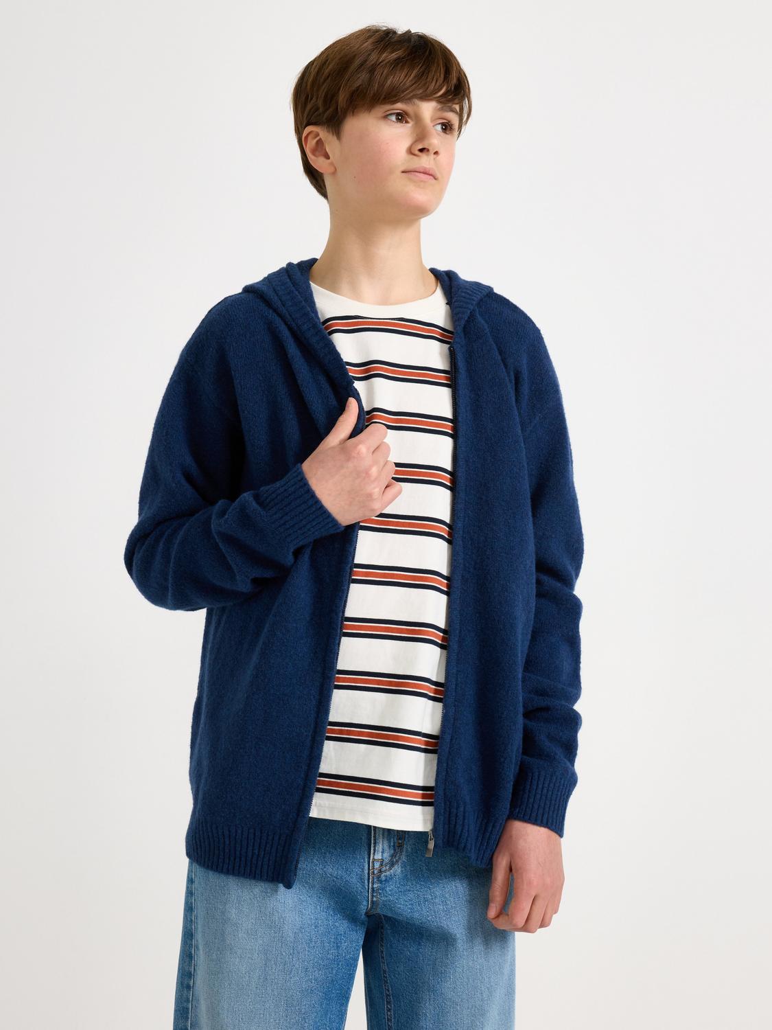 Stickad hoodie