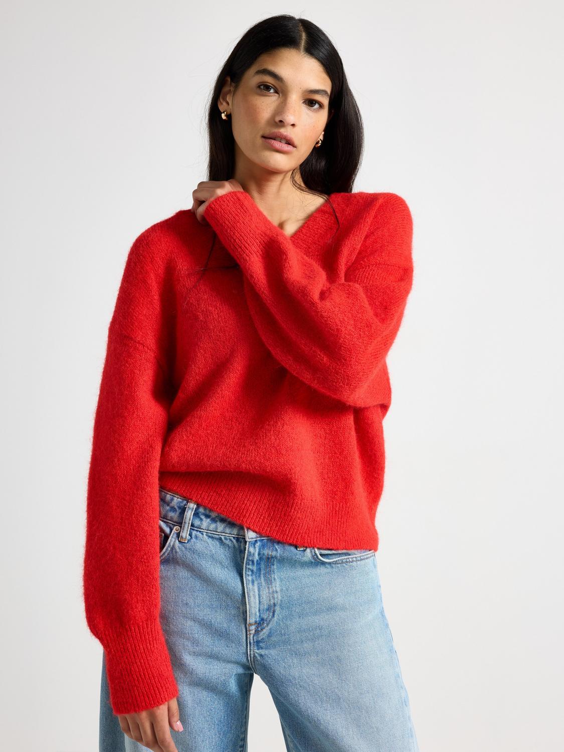 Stickad v-ringad tröja