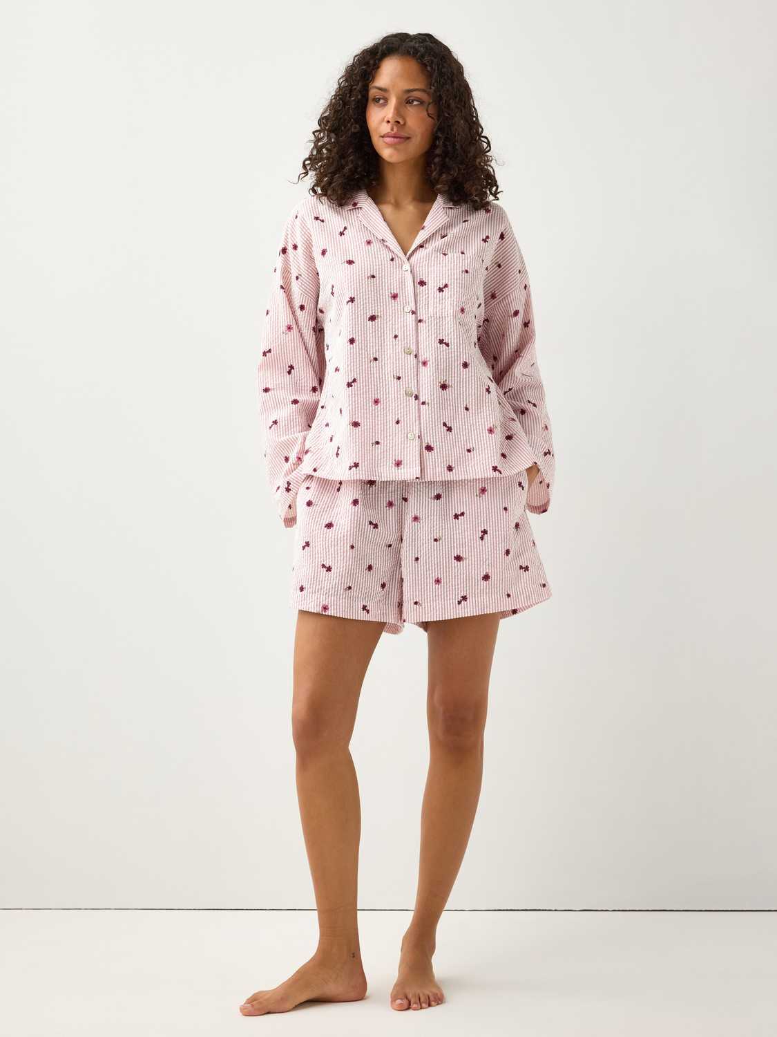 Pyjamasshorts i bäckebölja