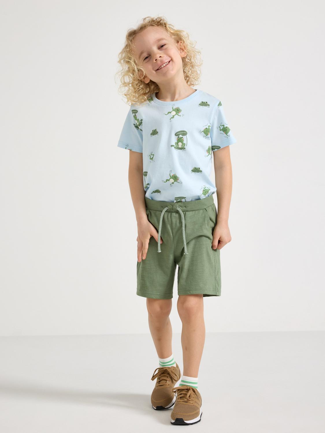 Medellånga shorts
