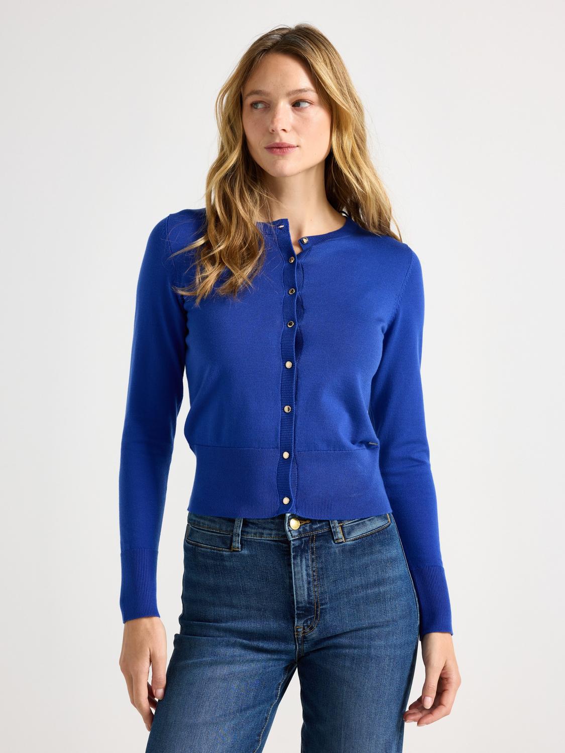 Finstickad cardigan