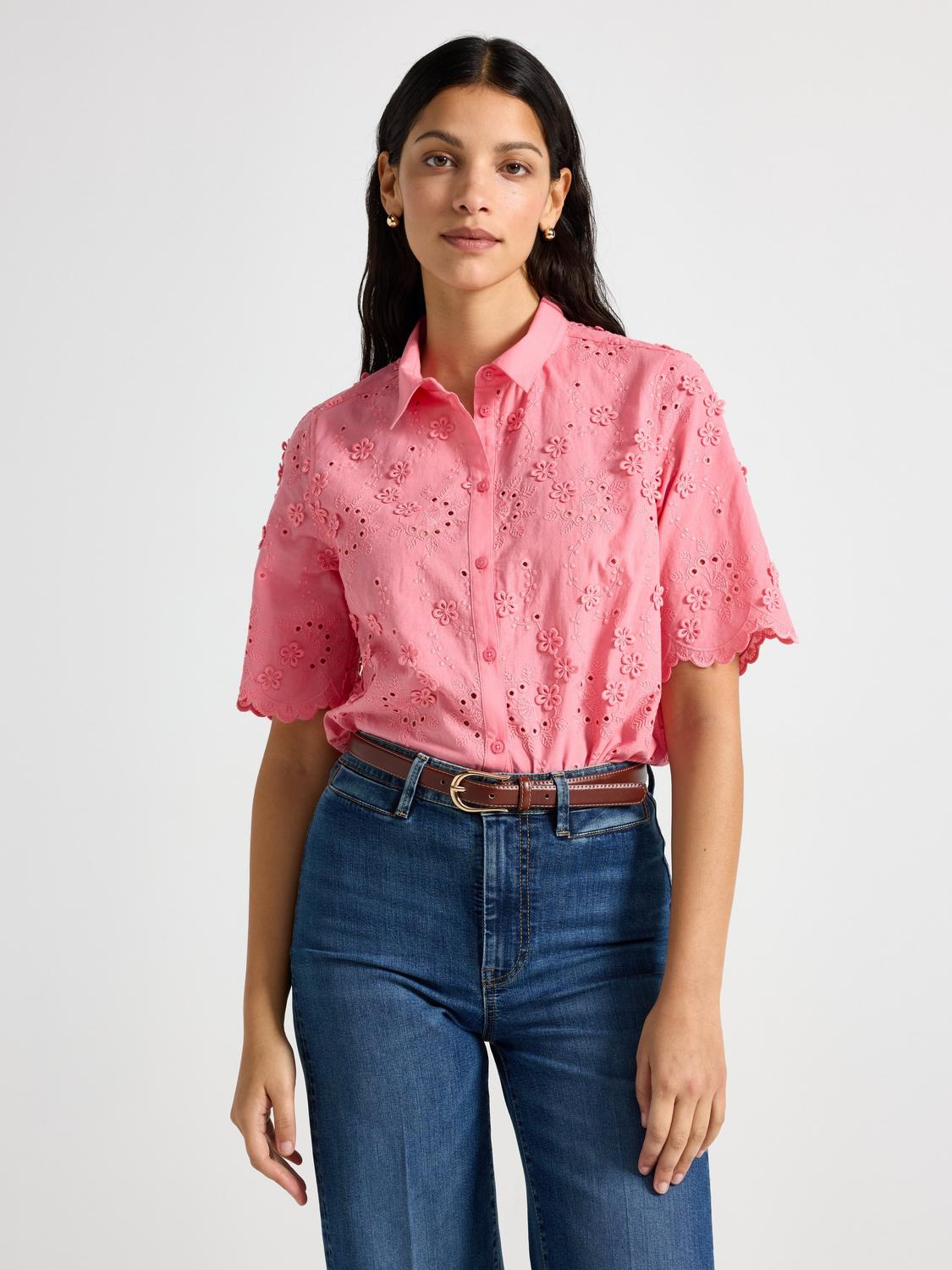 Blus med broderie anglaise