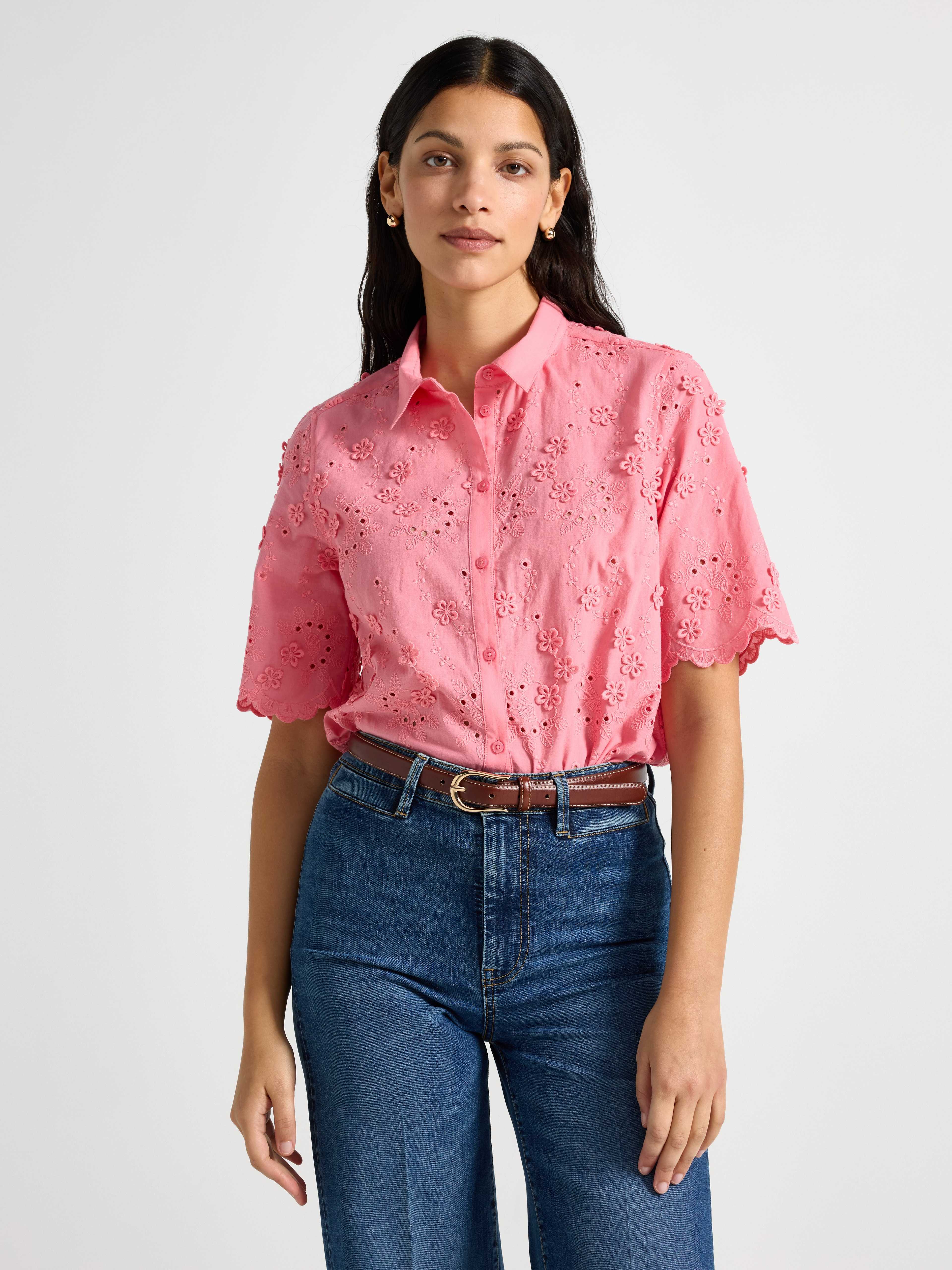 Blus med broderie anglaise