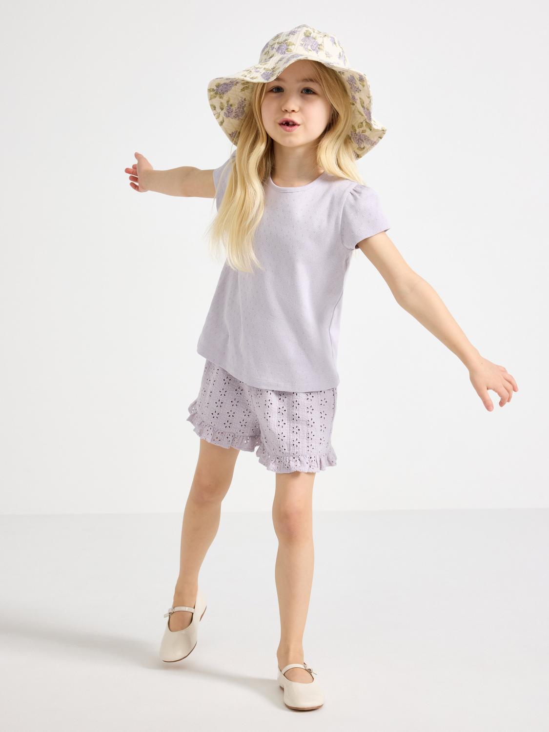Shorts med broderie anglaise