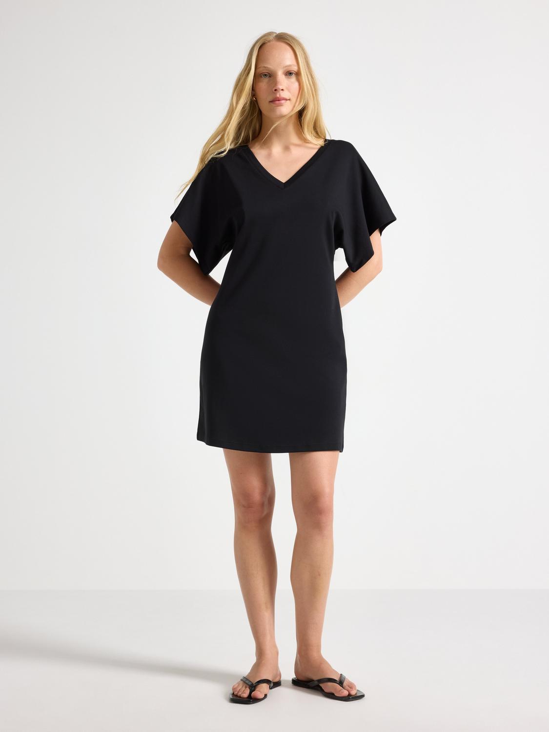 Kort t-shirtklänning