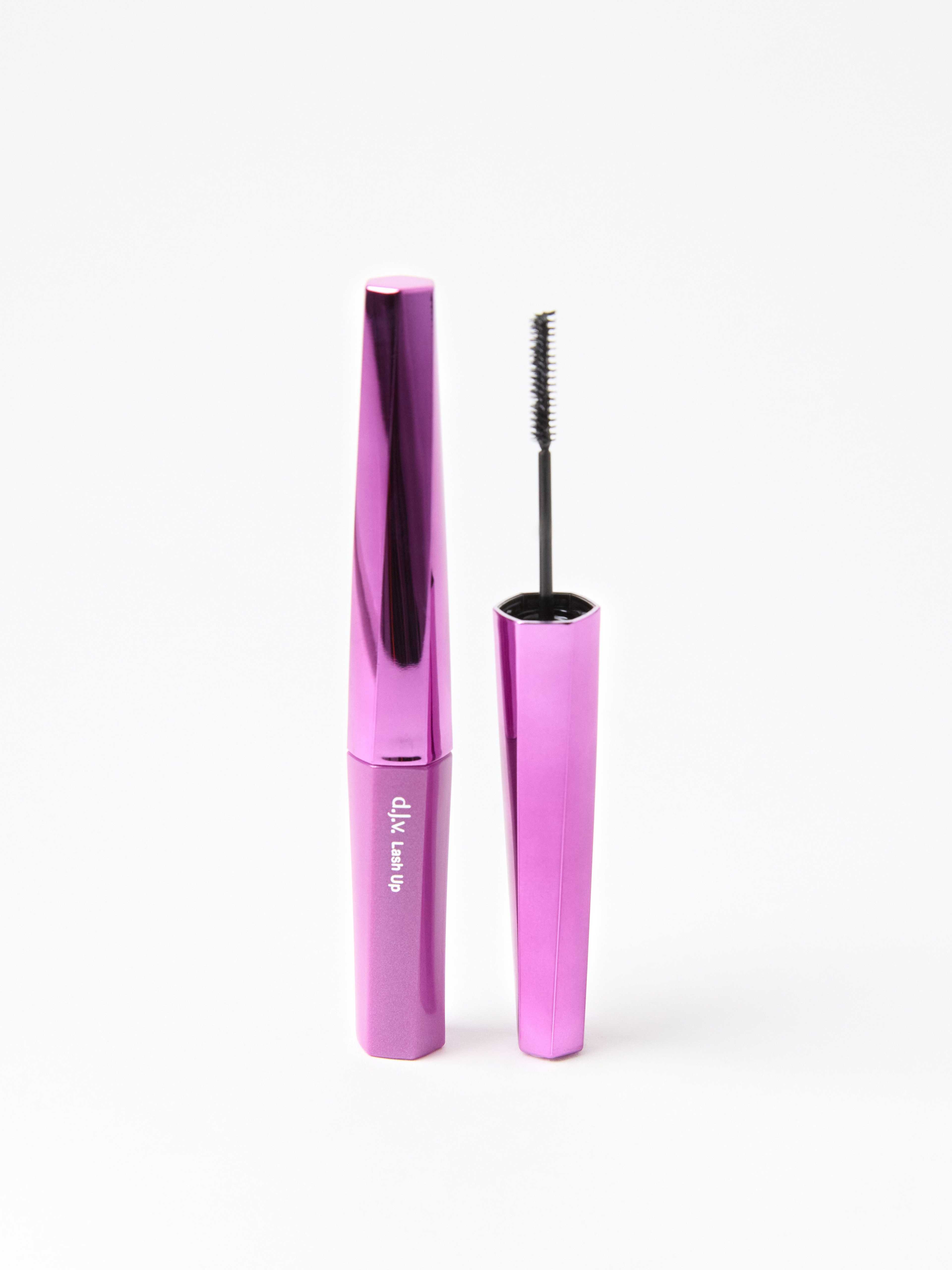 d.j.v Lash Up Accentuate