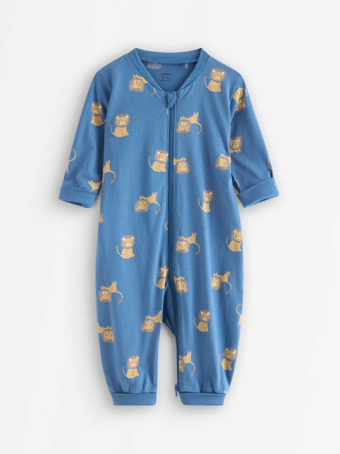 Pyjamas med applikation på baksidan