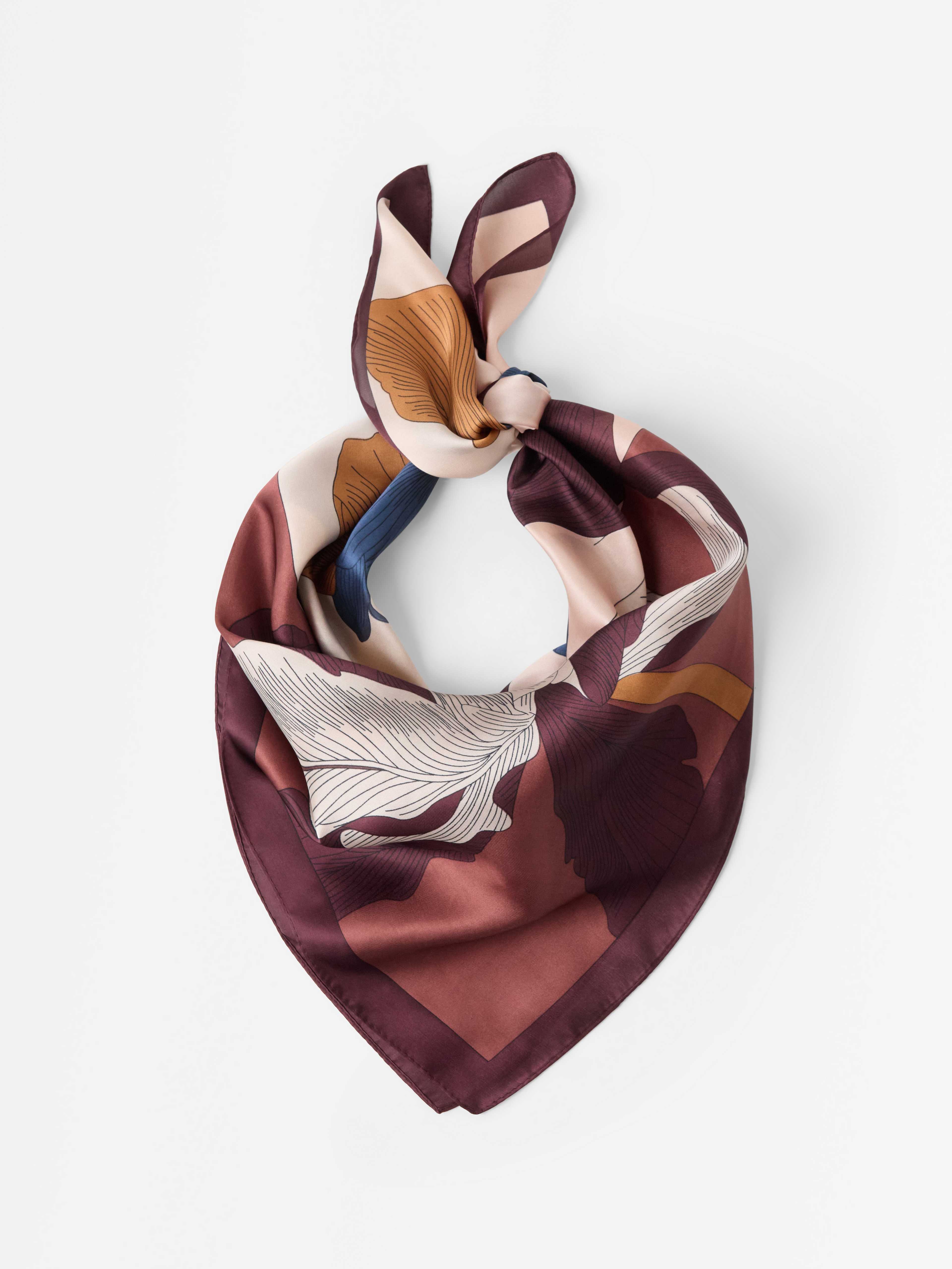 Scarf i satin