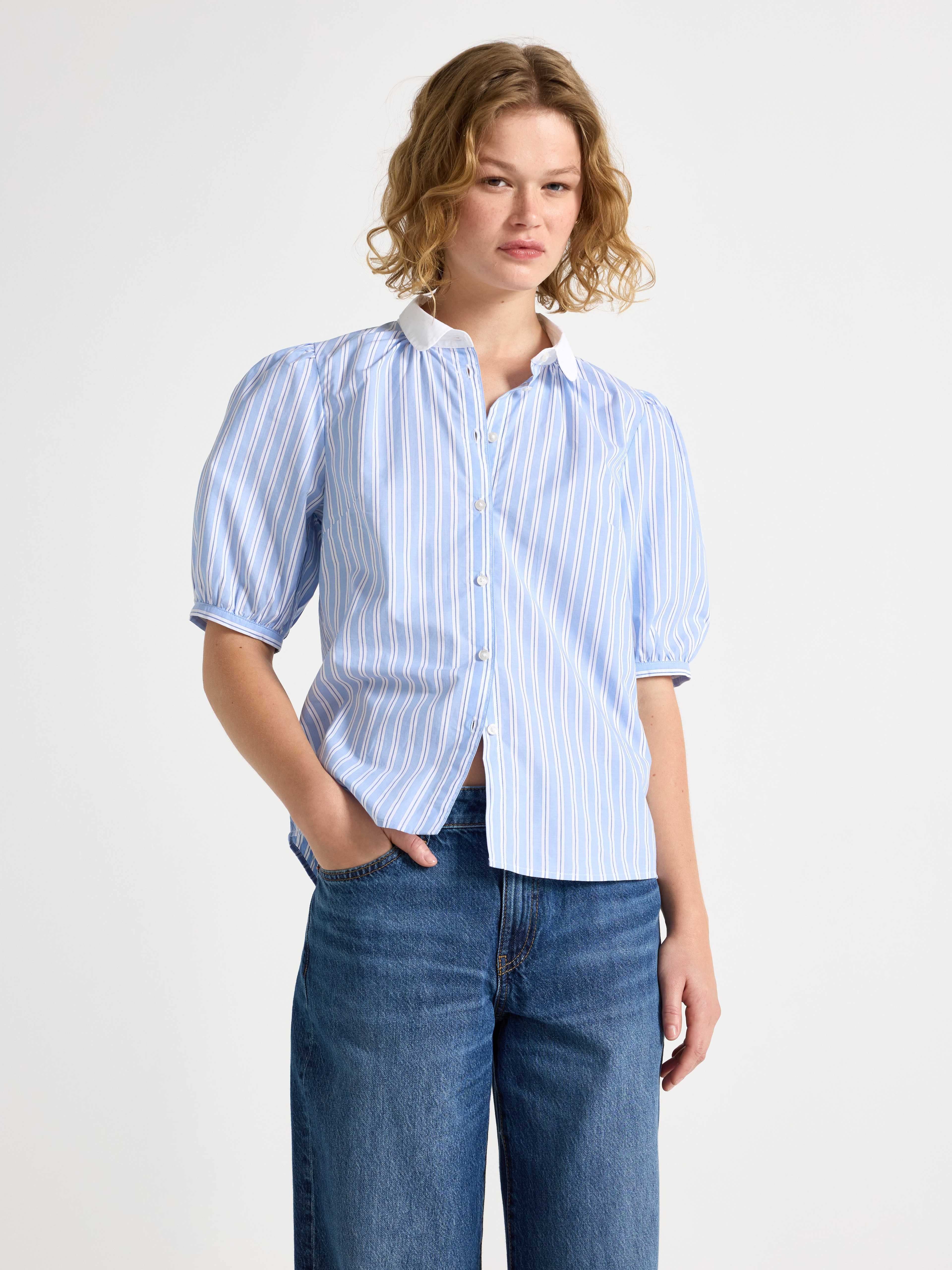 Lindex Blus med puffärmar dam – bild 2