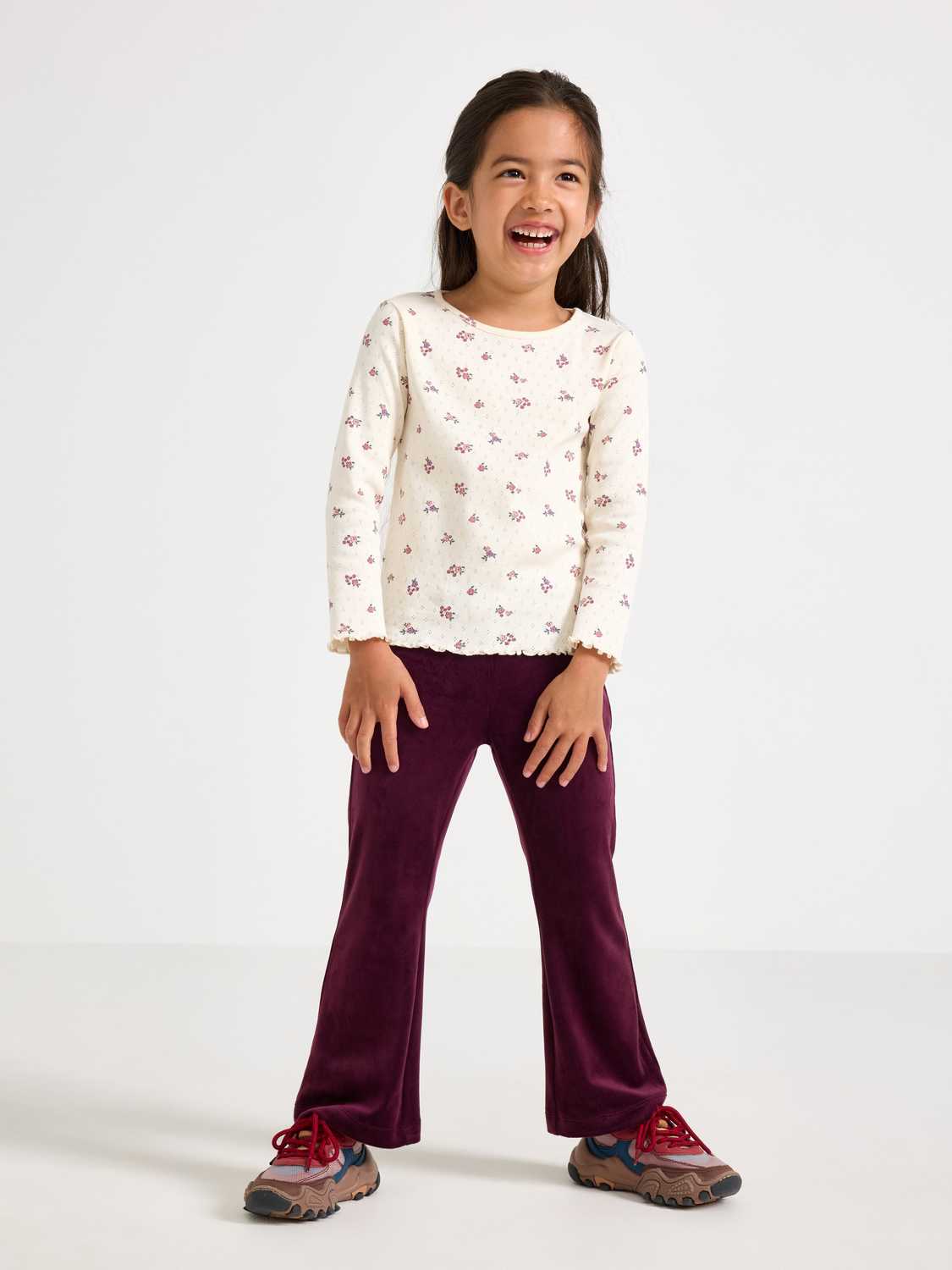 Enfärgade utsvängda leggings i velour