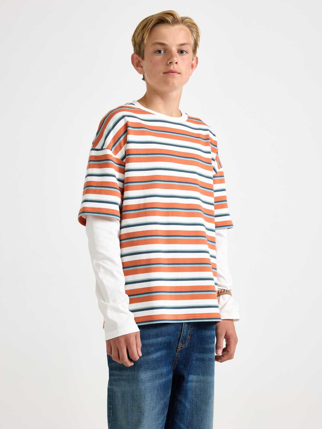 Dubbelärmad t-shirt