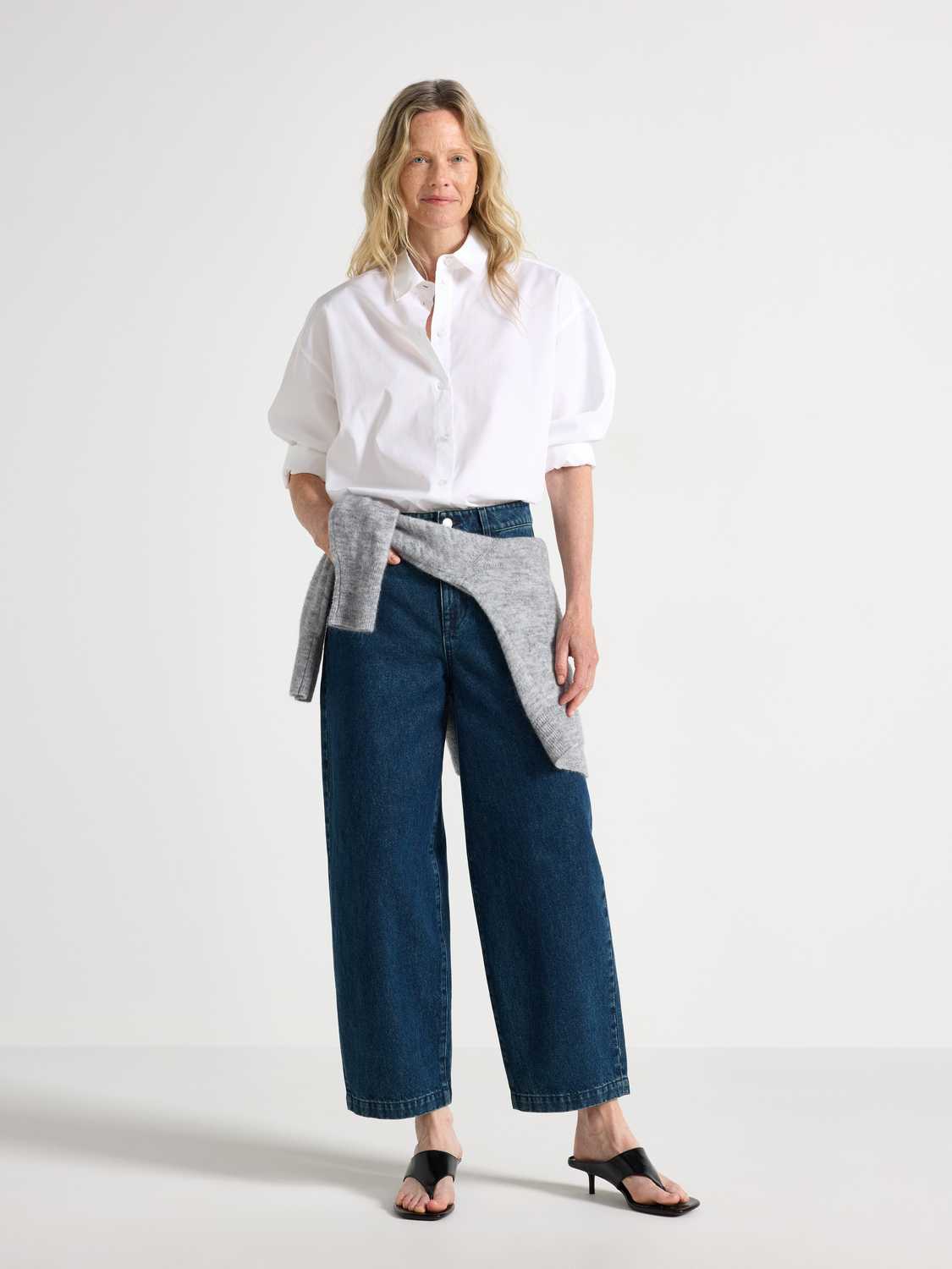 BARREL jeans med ankellängd