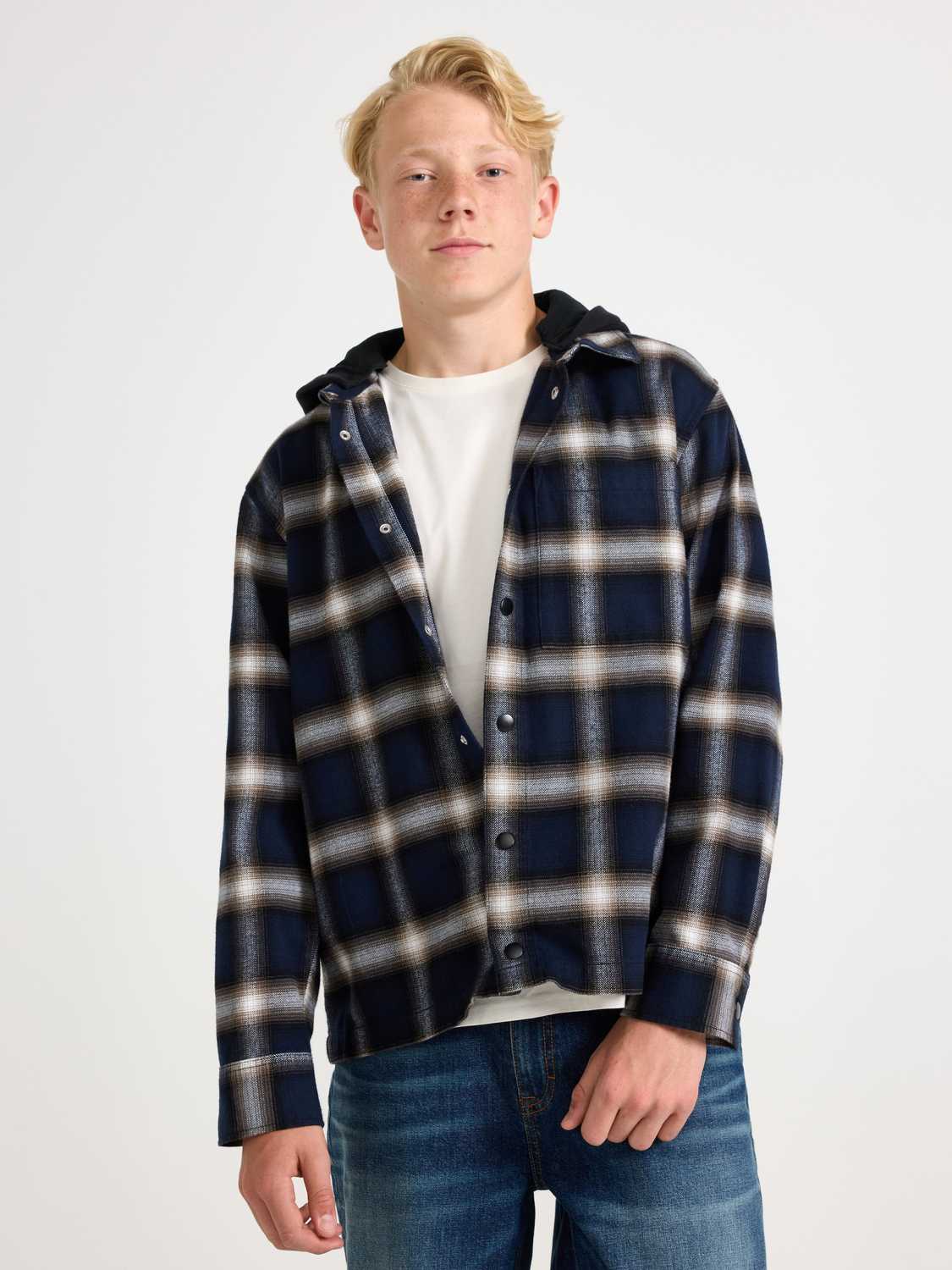 Skjorta med huva