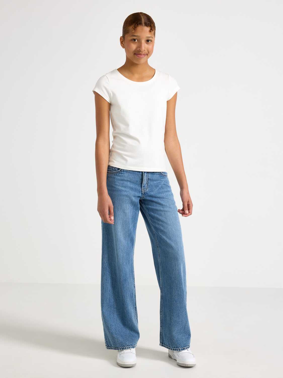 Vida jeans med normalhög midja