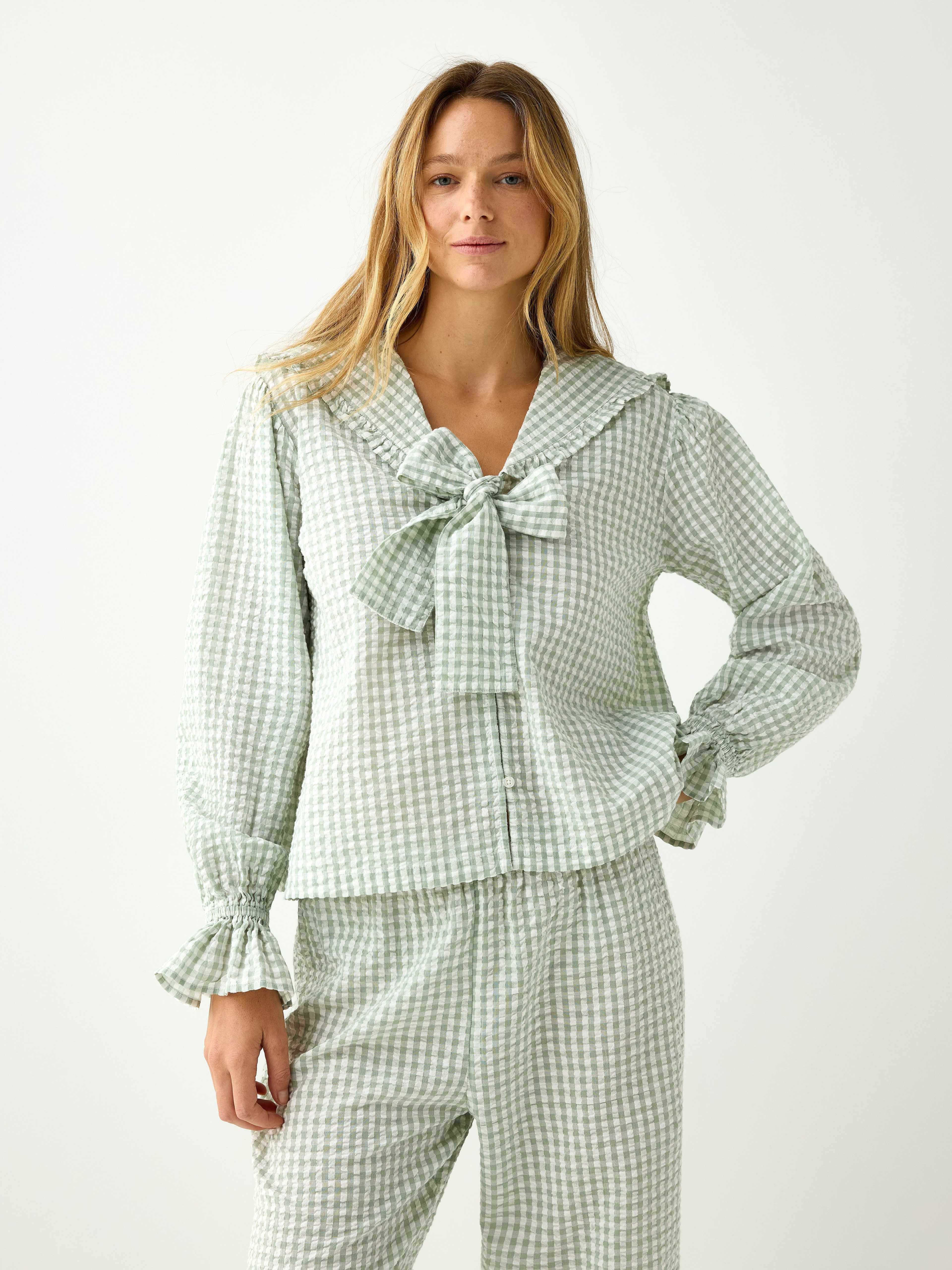 Pyjamasskjorta i bäckebölja