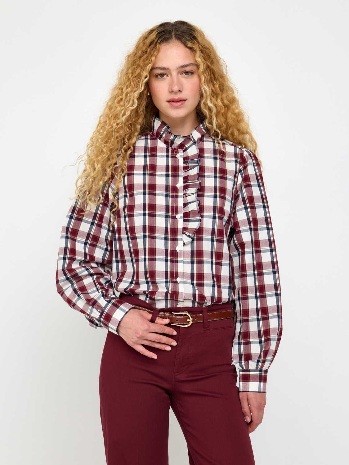 Blus med långa ärmar