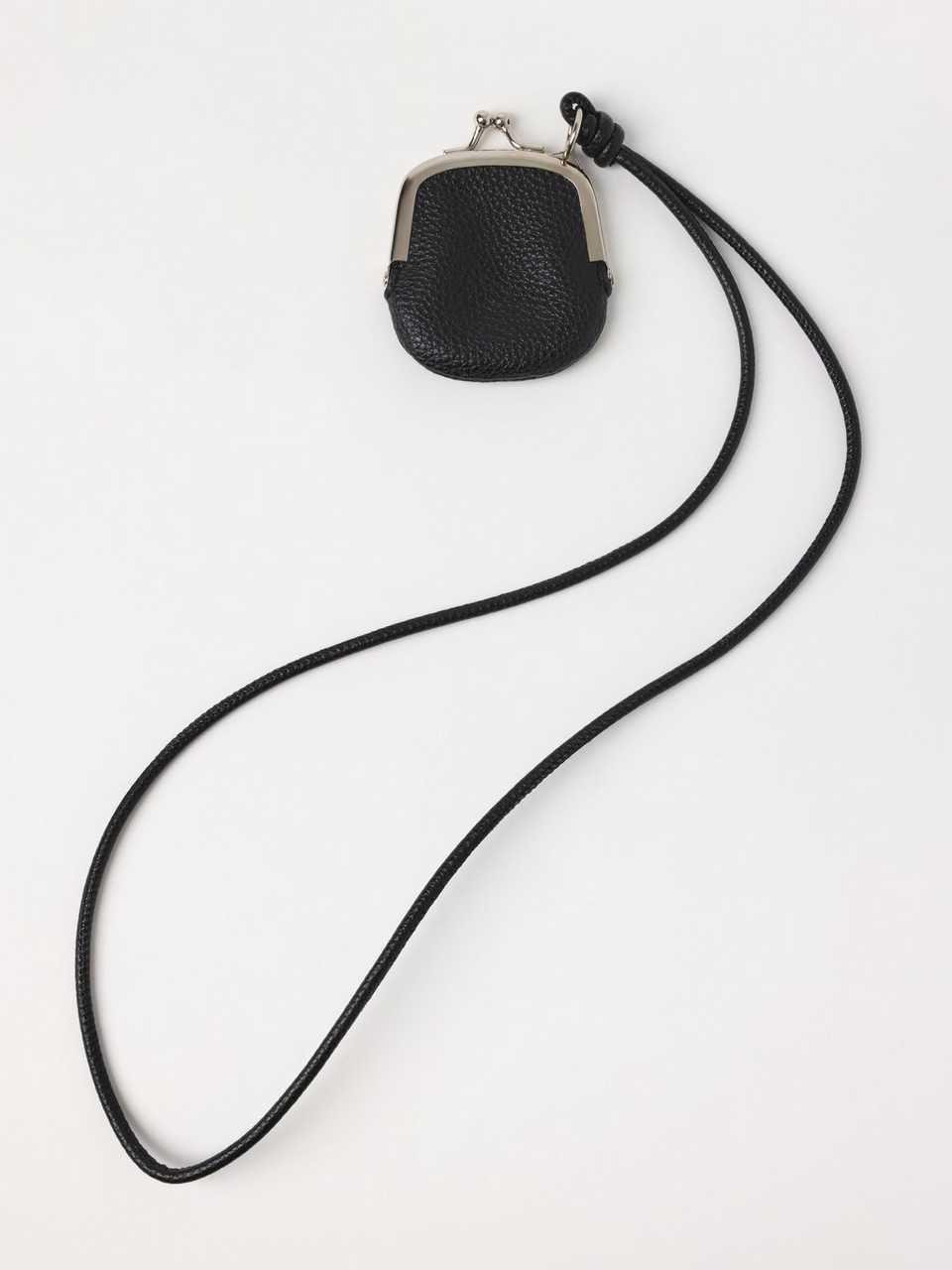 Halsband med liten handväska