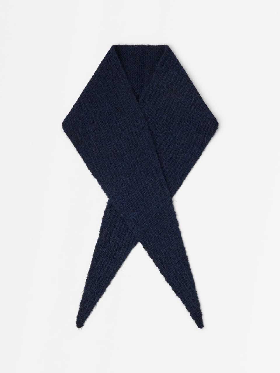Stickad scarf