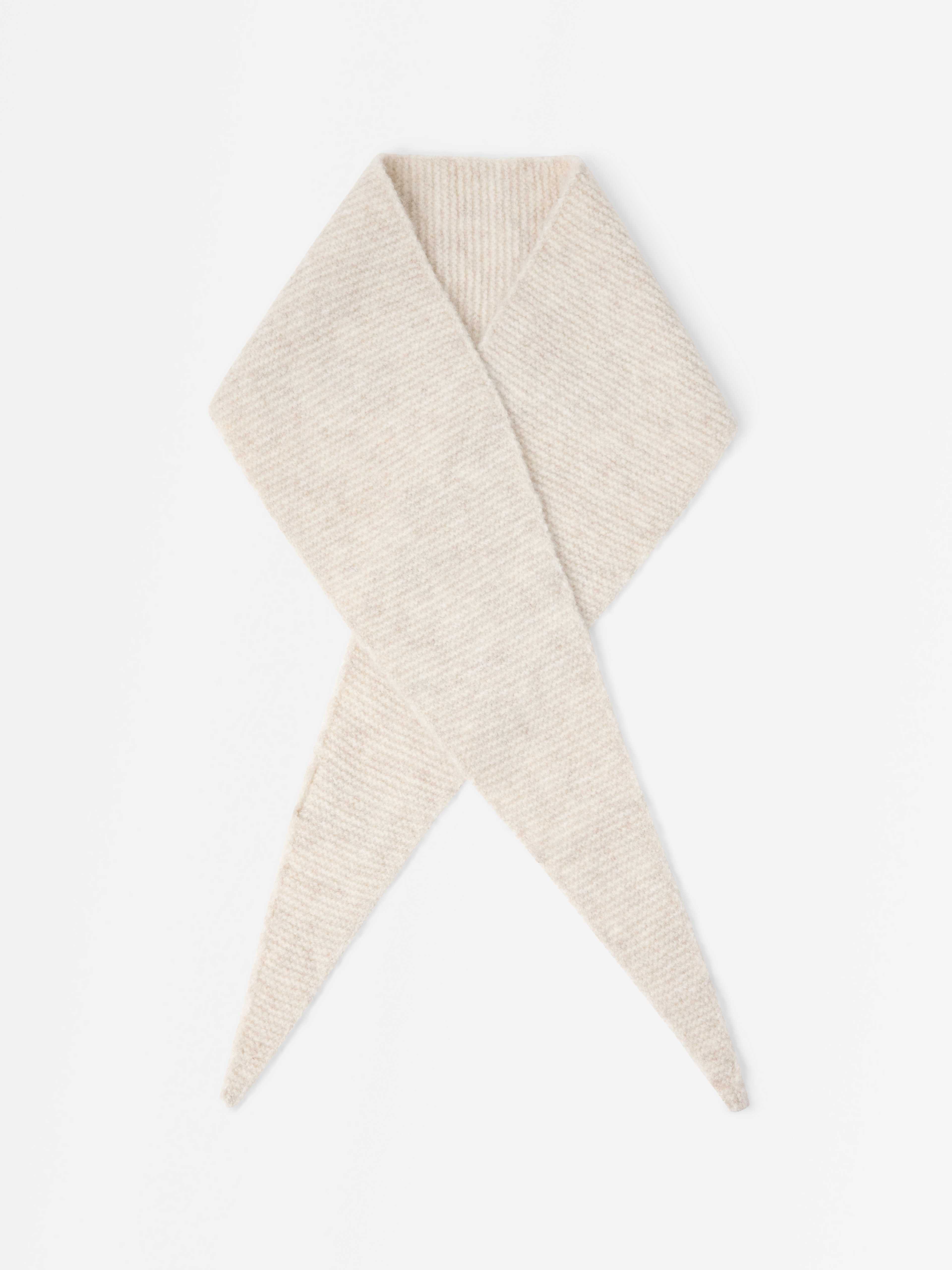 Stickad scarf