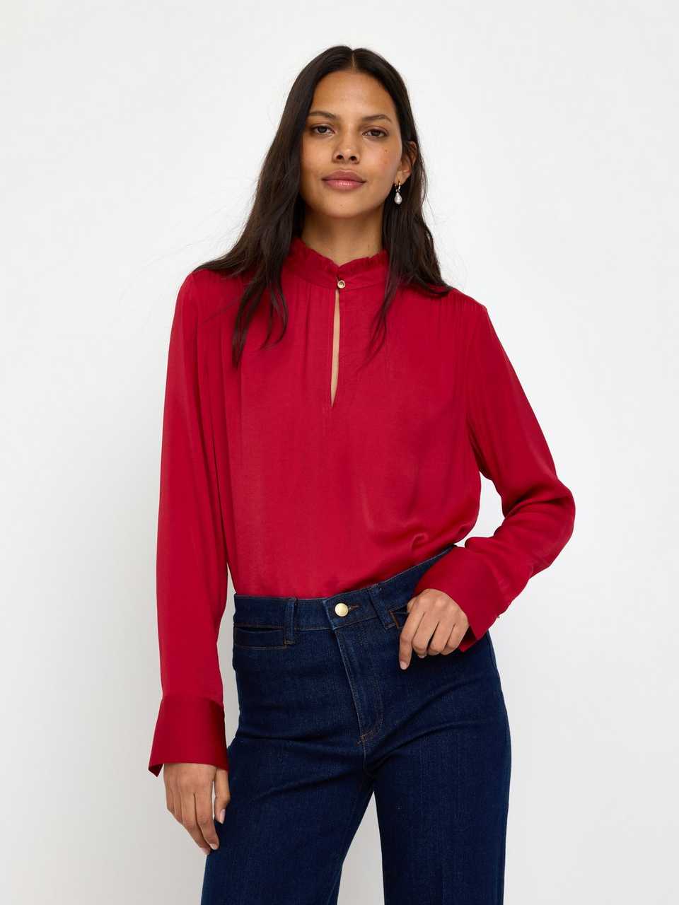 Långärmad blus i satin
