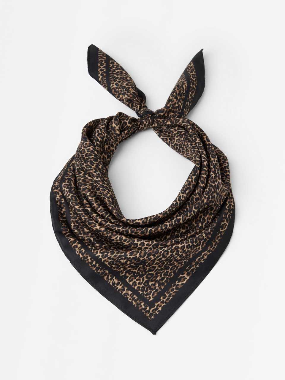 Scarf i satin