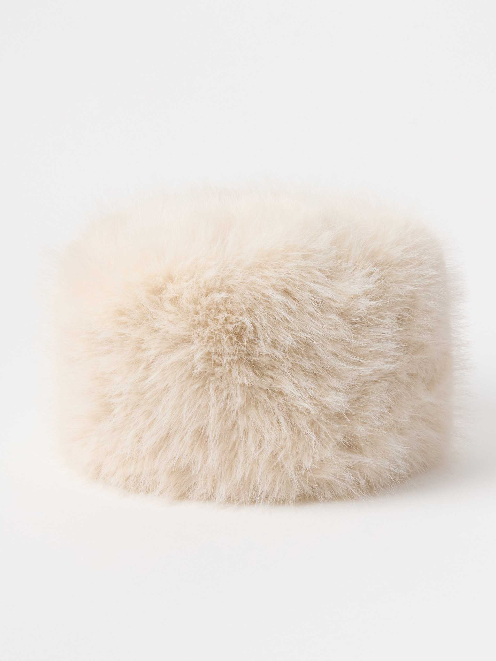 Lindex Hatt i fuskpäls dam