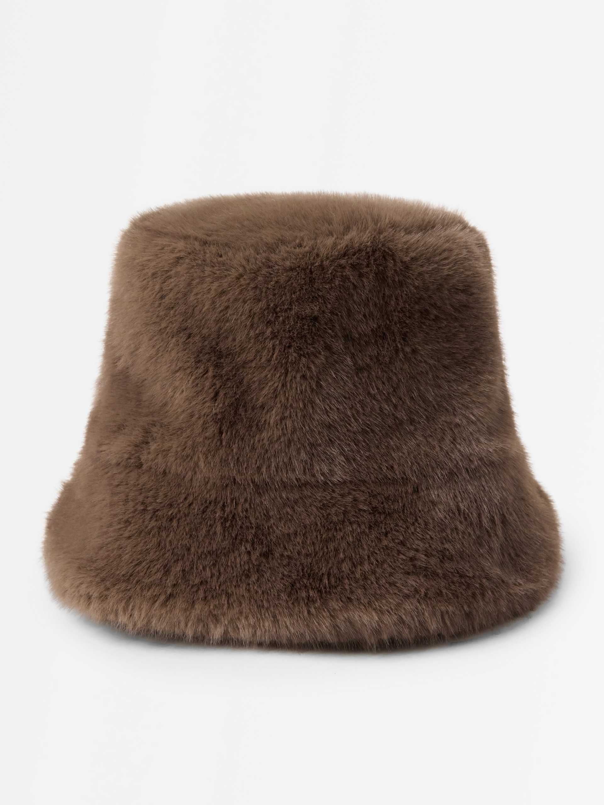 Lindex Bucket hat i fuskpäls hattar dam