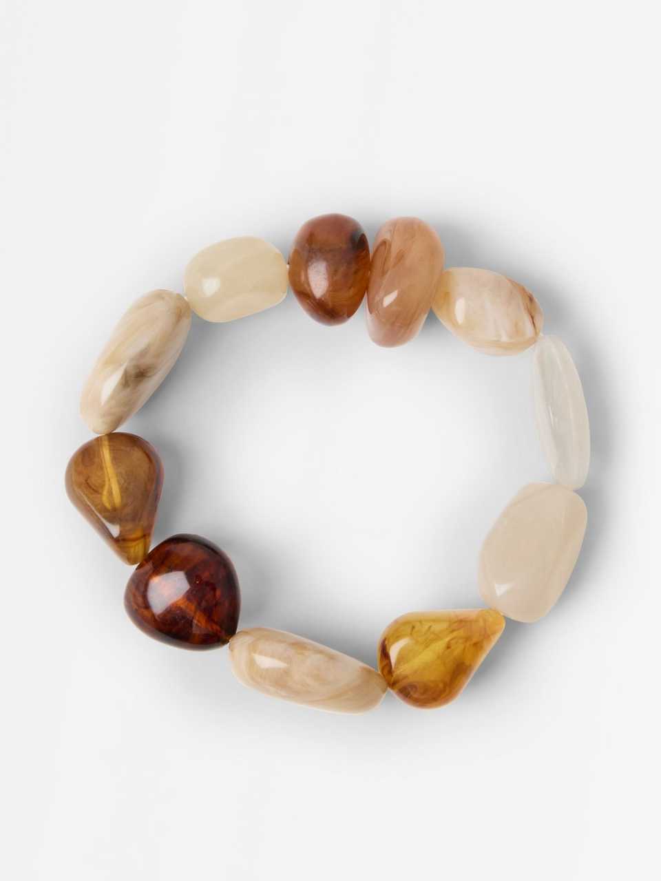 Armband med pärlor