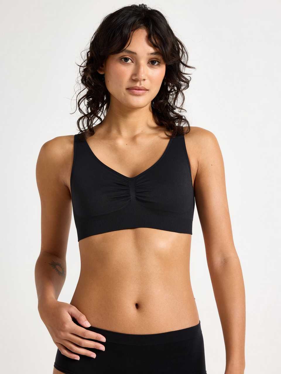 Seamless soft bh