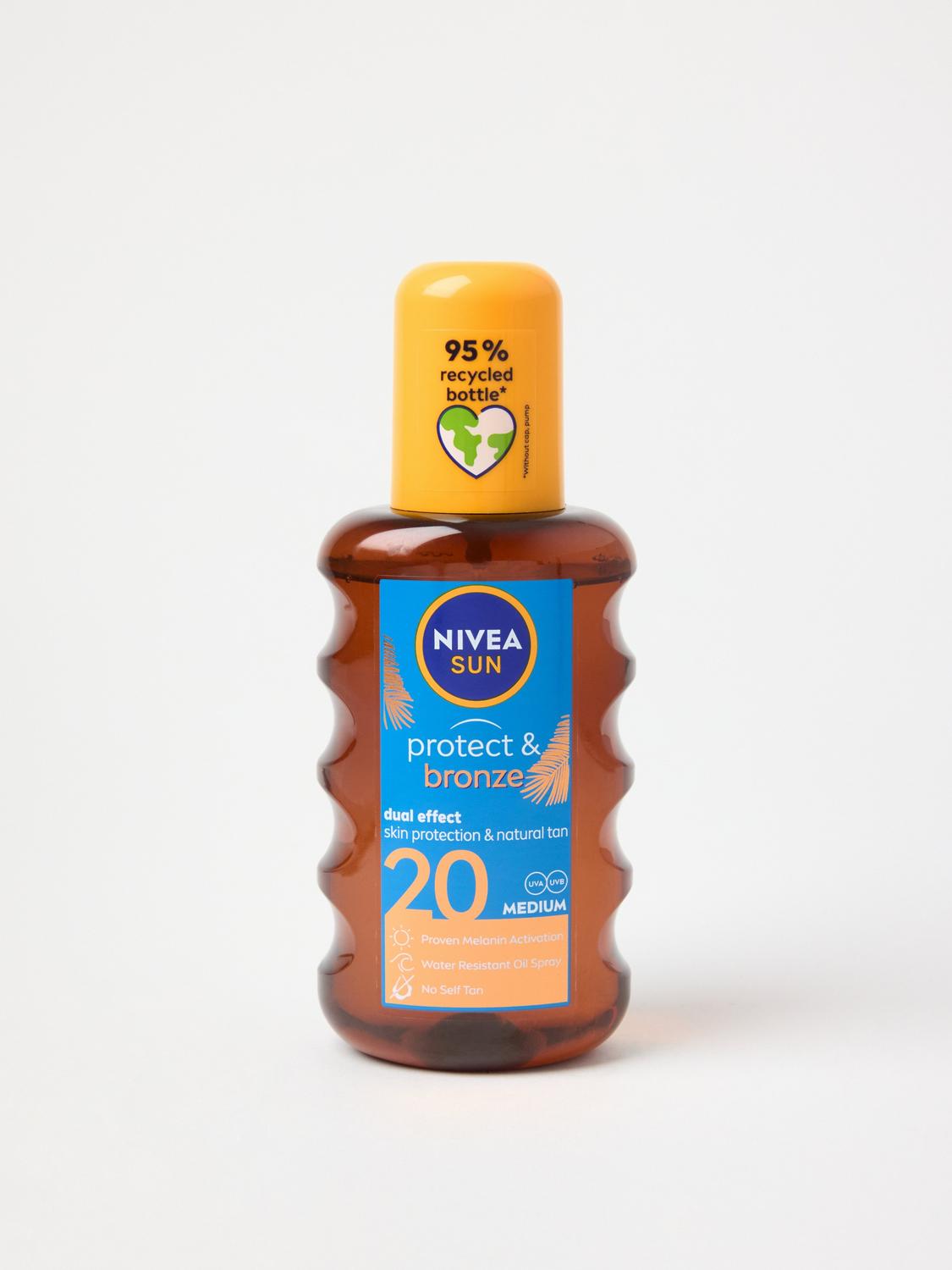 Nivea Protect & Bronze Spray SPF 20