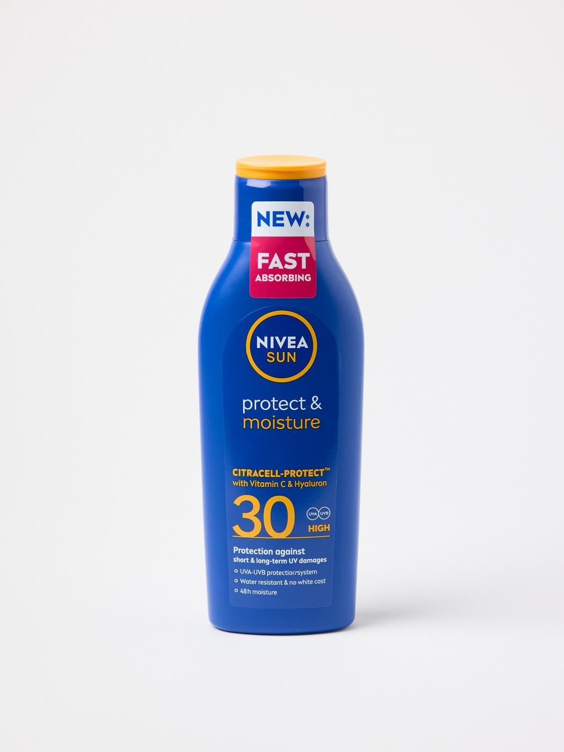 NIVEA Protect & Moisture Lotion SPF 30