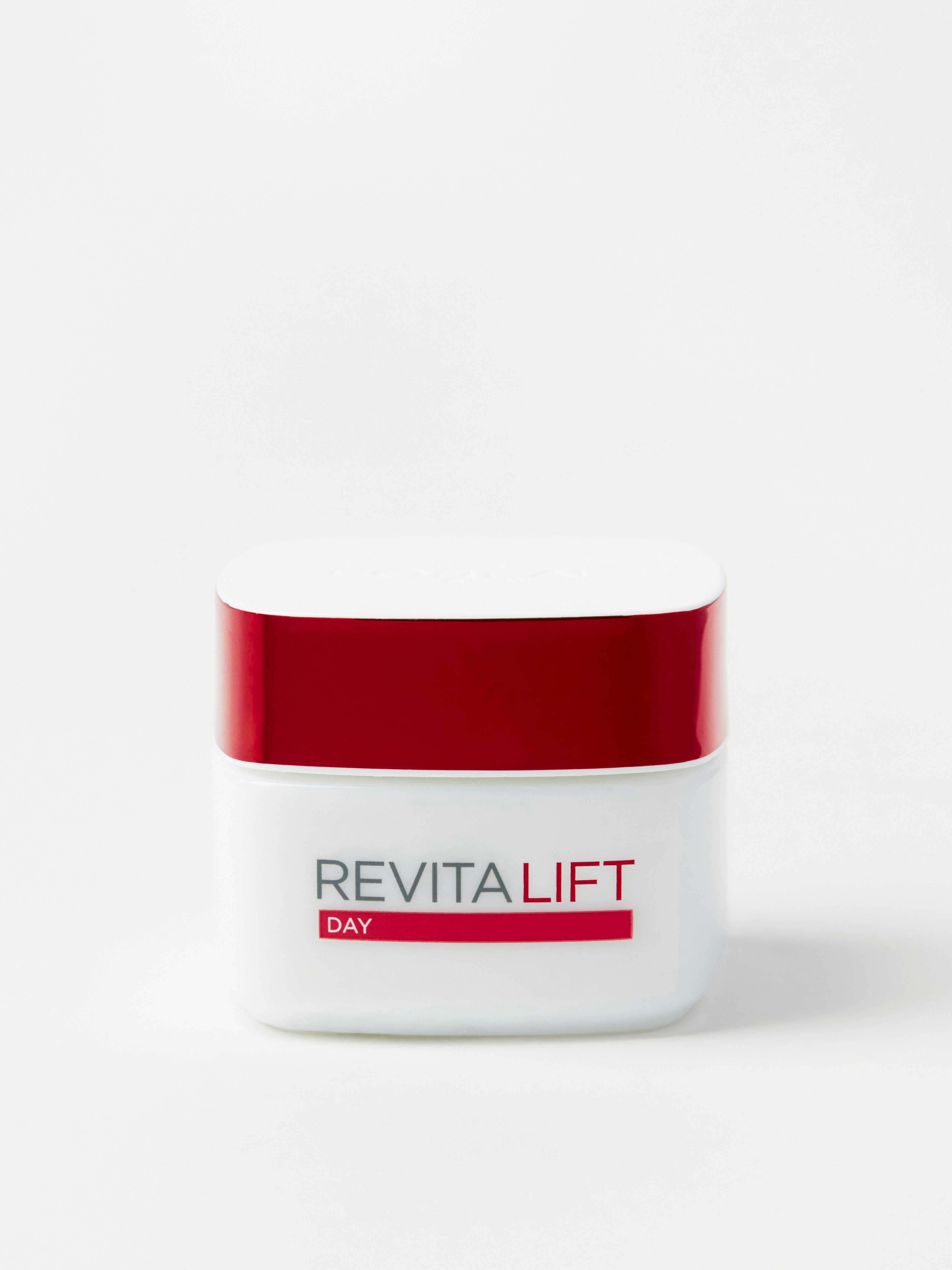 L'Oreal Paris Revitalift Classic Day Cream