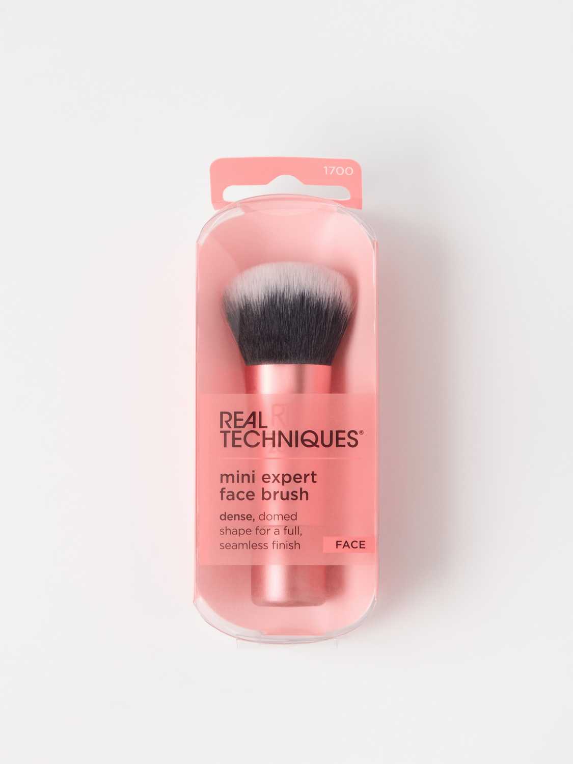 Real Techniques Mini Expert Face Brush