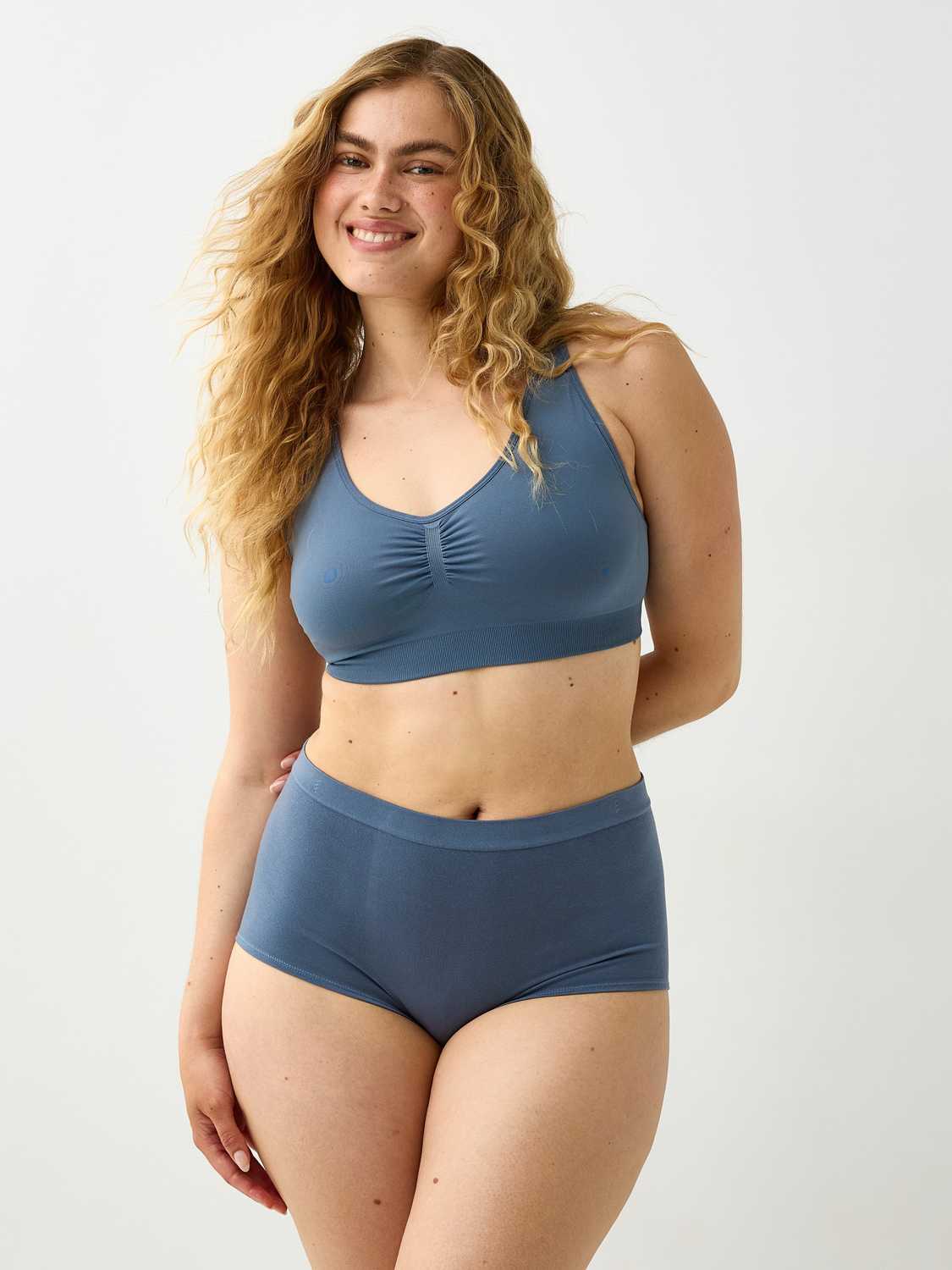 Seamless soft bh