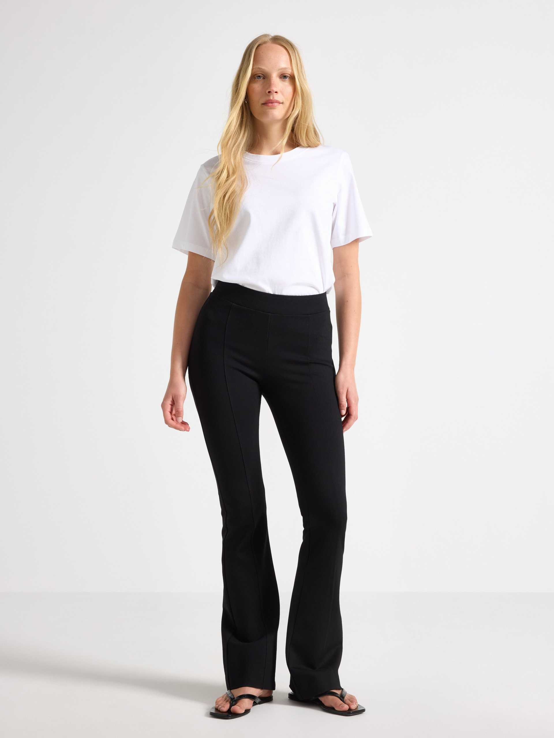 Lindex Pressveckad byxa 'Beatrix' dam – bild 2