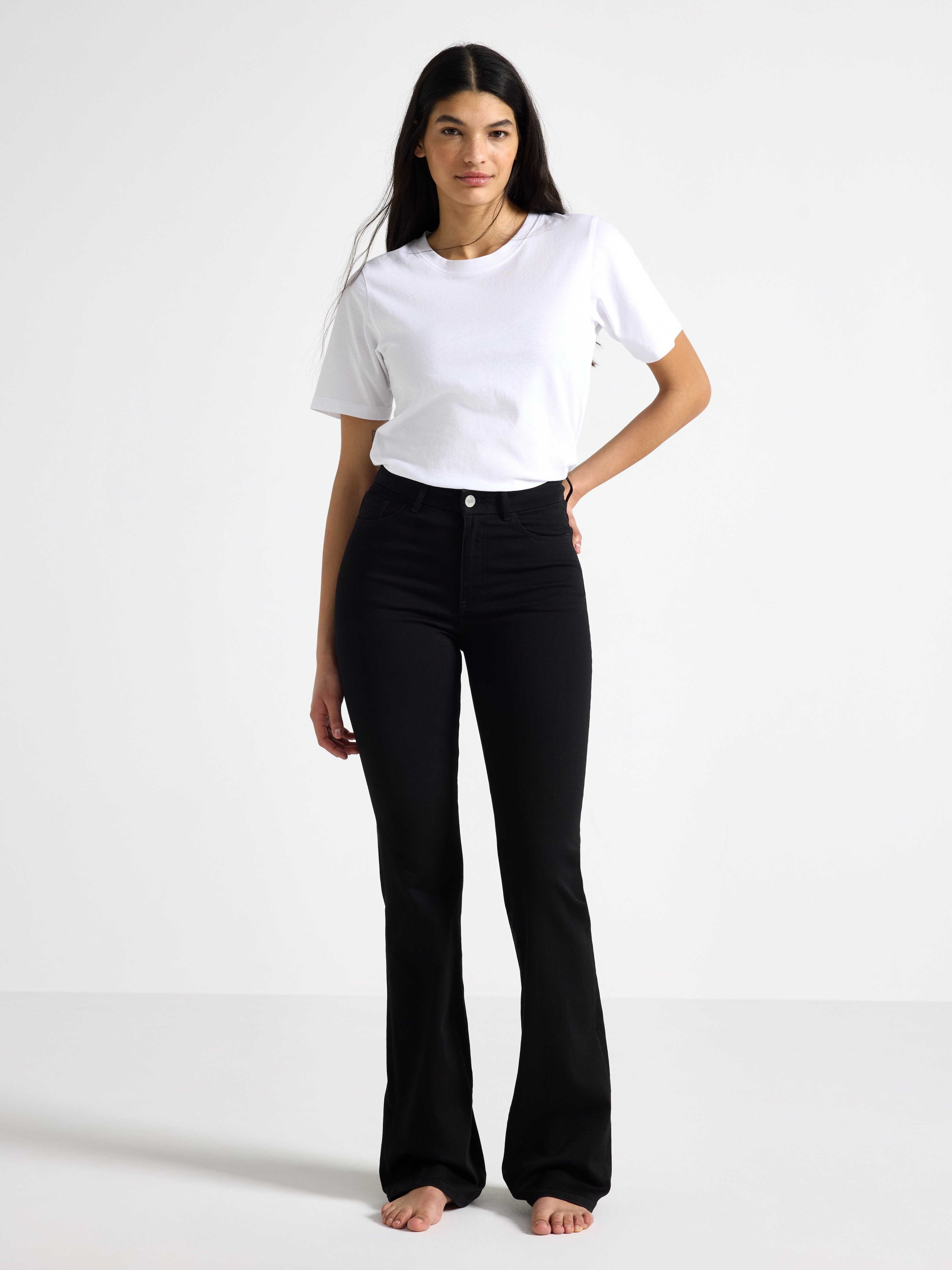 FLARE Mira extra långa jeans med superstretch